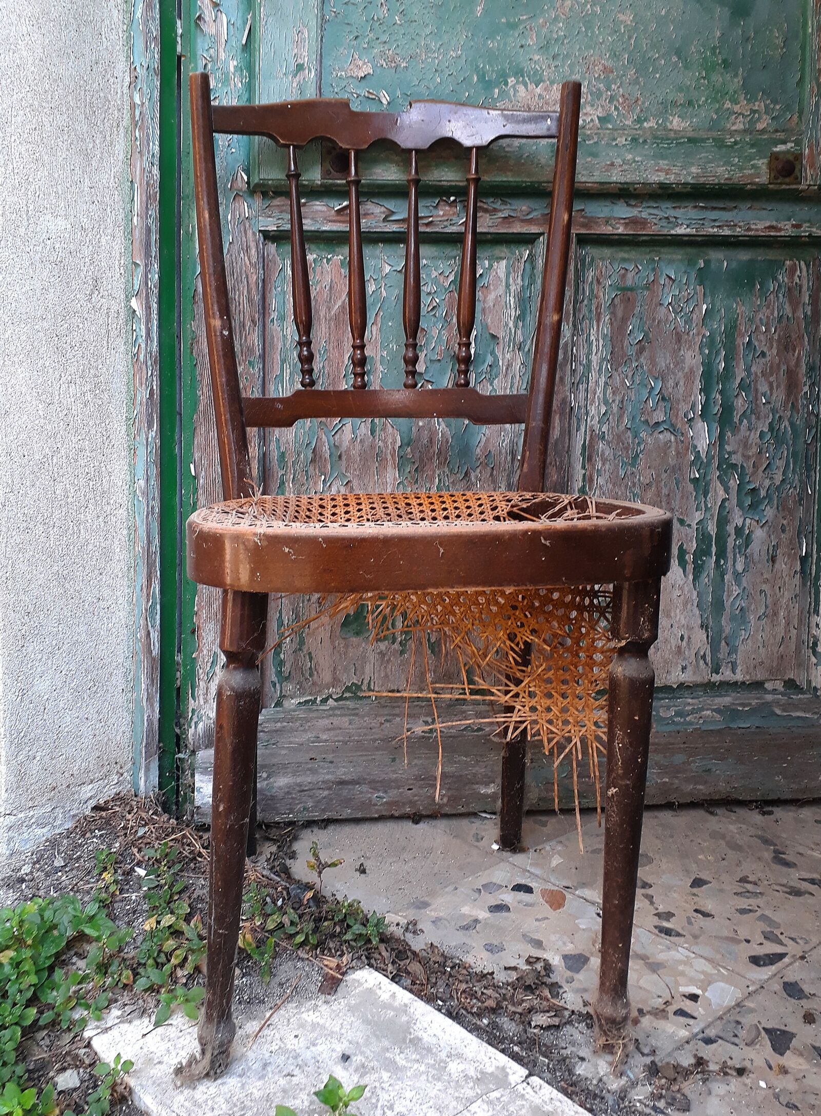 Samsung Galaxy A3(2017) sample photo. Table, chair, still life photography