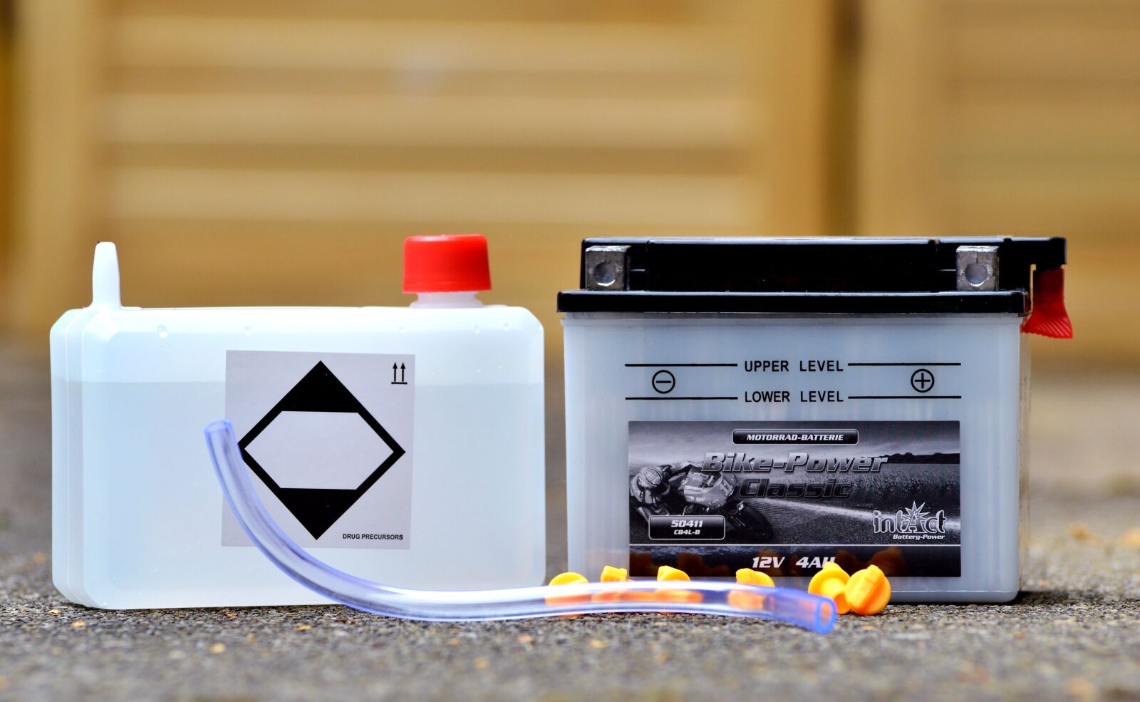 Nikon D3200 sample photo. Battery, motorcycle battery, battery photography