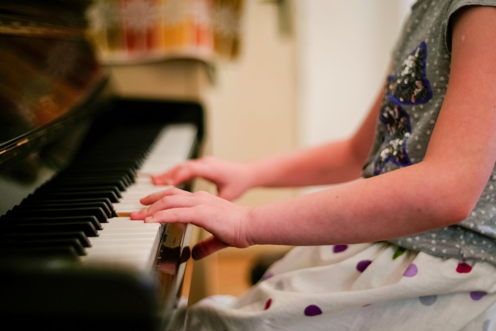 Fujifilm X-E1 sample photo. Piano, children, child photography