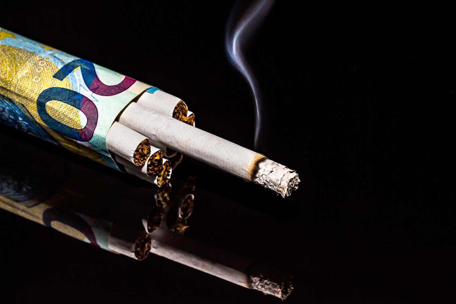 Canon EOS 650D (EOS Rebel T4i / EOS Kiss X6i) sample photo. Cigarettes, dollar bill, rolled photography
