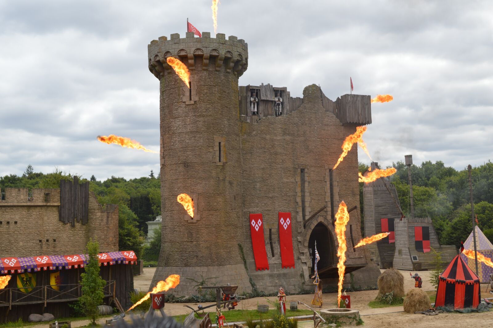 Nikon D3200 sample photo. Castle, fire, medieval photography