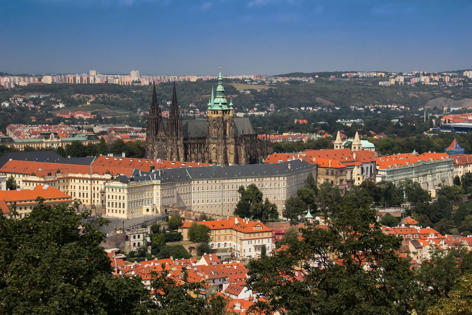 Canon EOS 600D (Rebel EOS T3i / EOS Kiss X5) sample photo. Prague, czech, hradcany photography