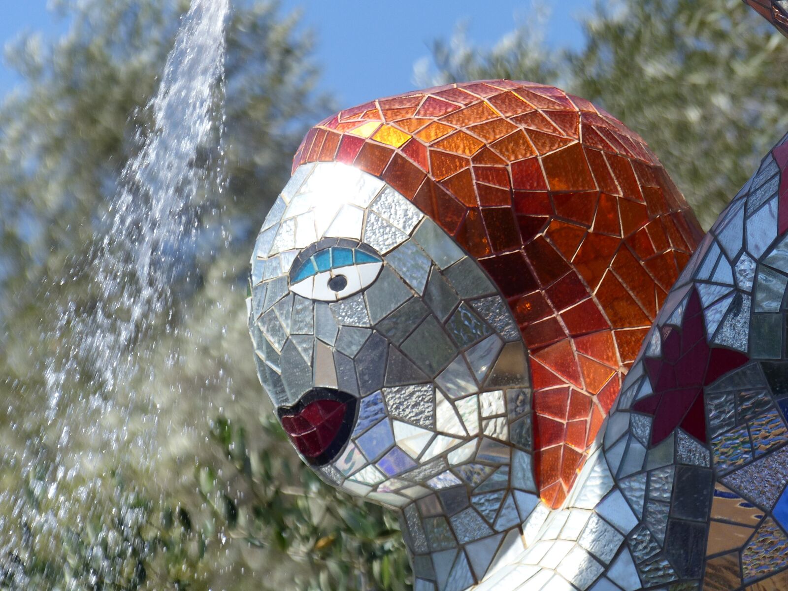 Panasonic Lumix DMC-FZ200 sample photo. Abstract, water, mosaic photography