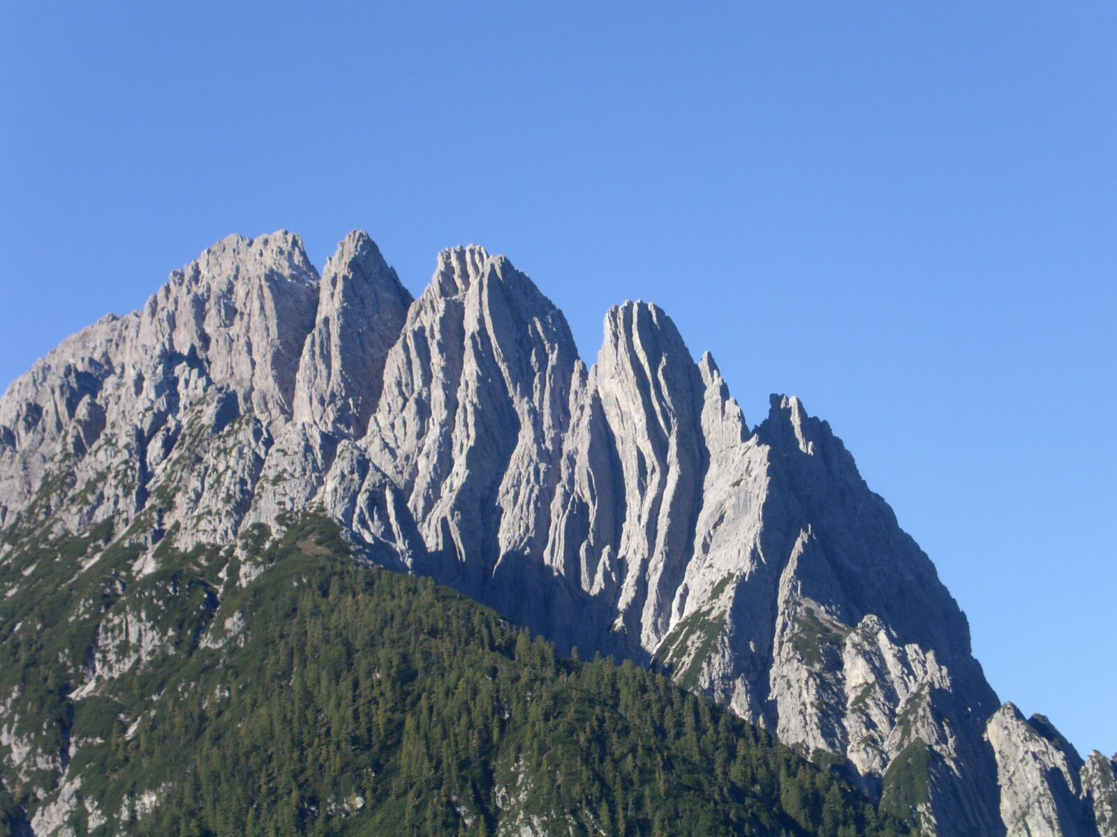 KONICA MINOLTA DiMAGE F300 sample photo. Dolomites, mountains, east tyrol photography