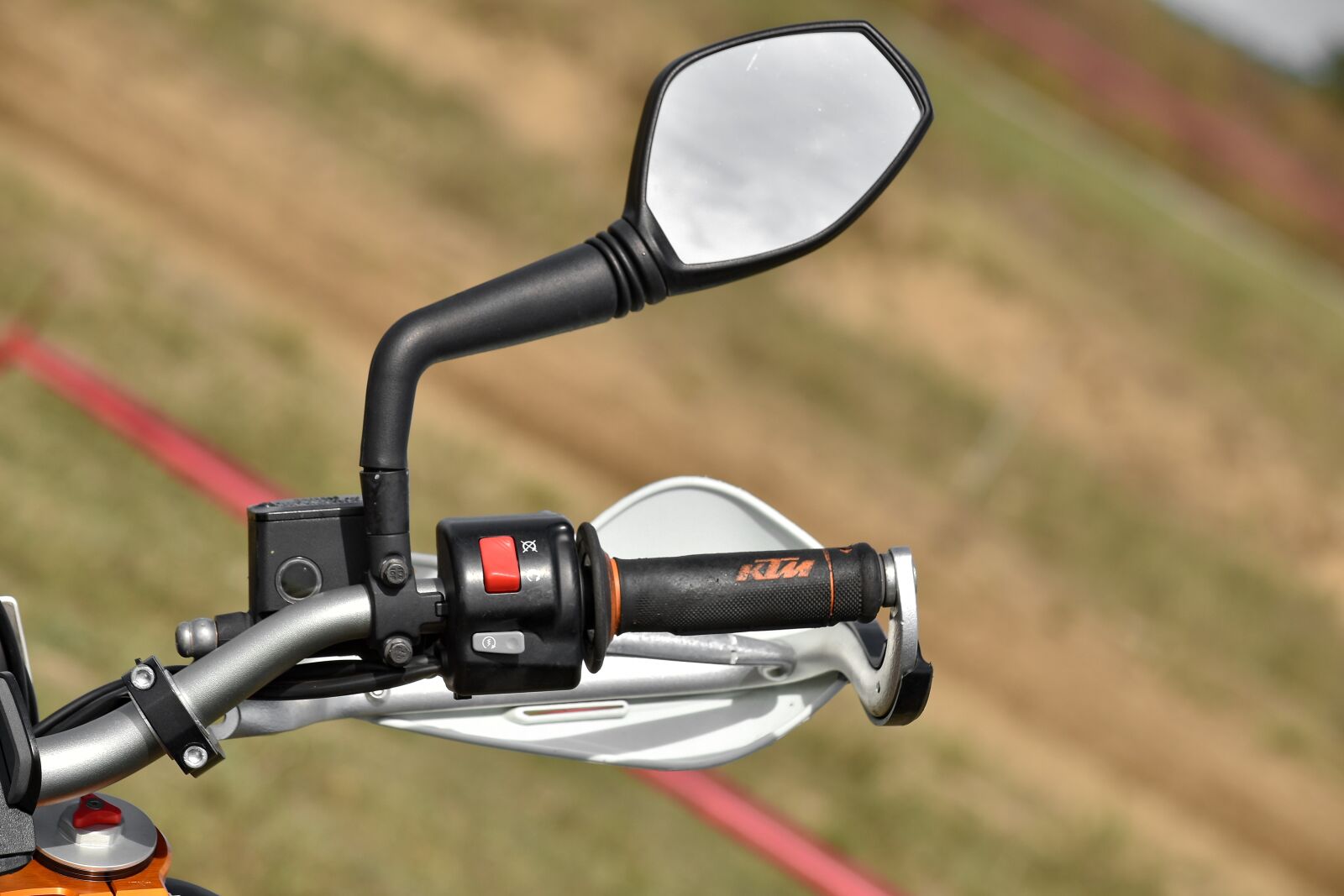 Nikon D5500 sample photo. Buttons, gearshift, mirror, motorbike photography
