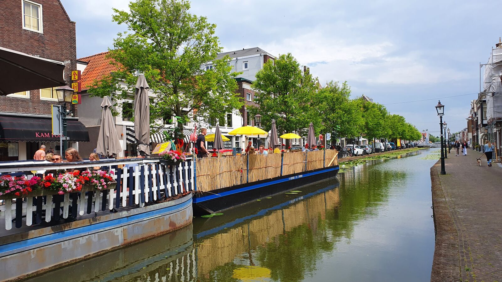 Samsung SM-G975F sample photo. Floating, terrace, canals photography