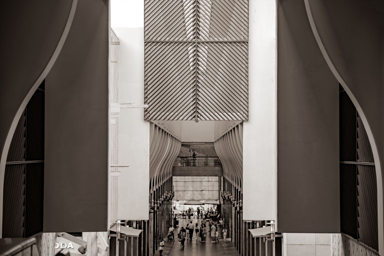 Pentax K-1 Mark II sample photo. Shopping centre, gallery, shop photography