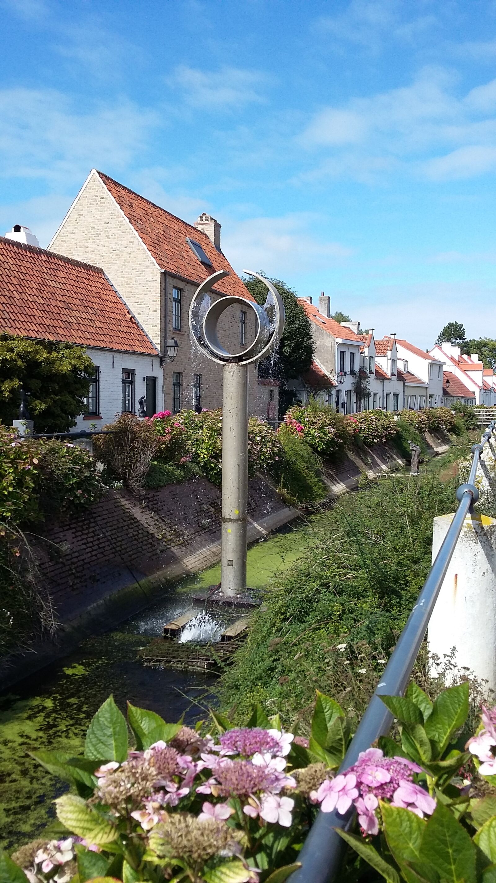 Samsung Galaxy A3 sample photo. Lissewege, white village, bruges photography