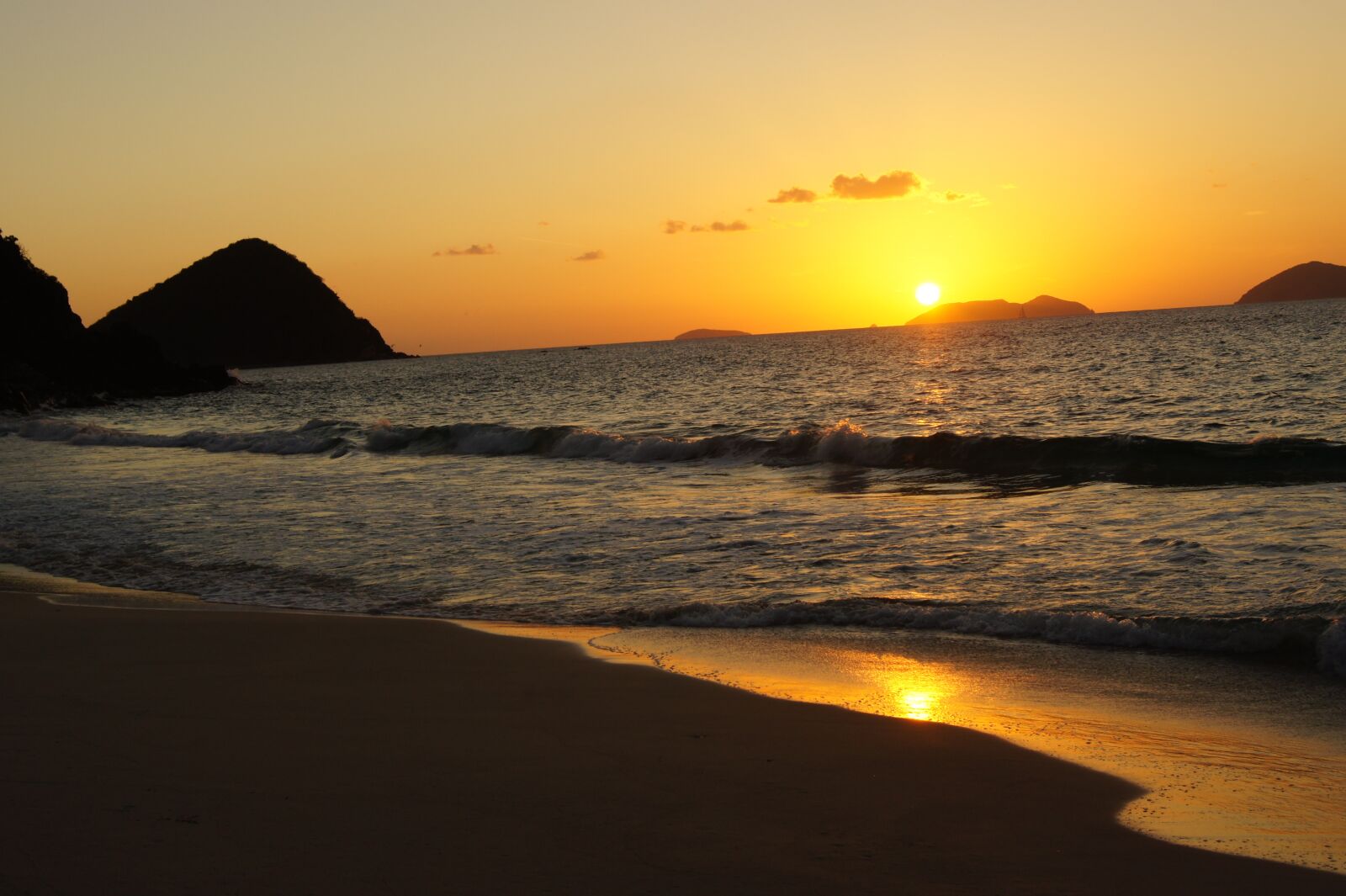 Sony Alpha DSLR-A550 sample photo. Sunset, bvi, tortola photography