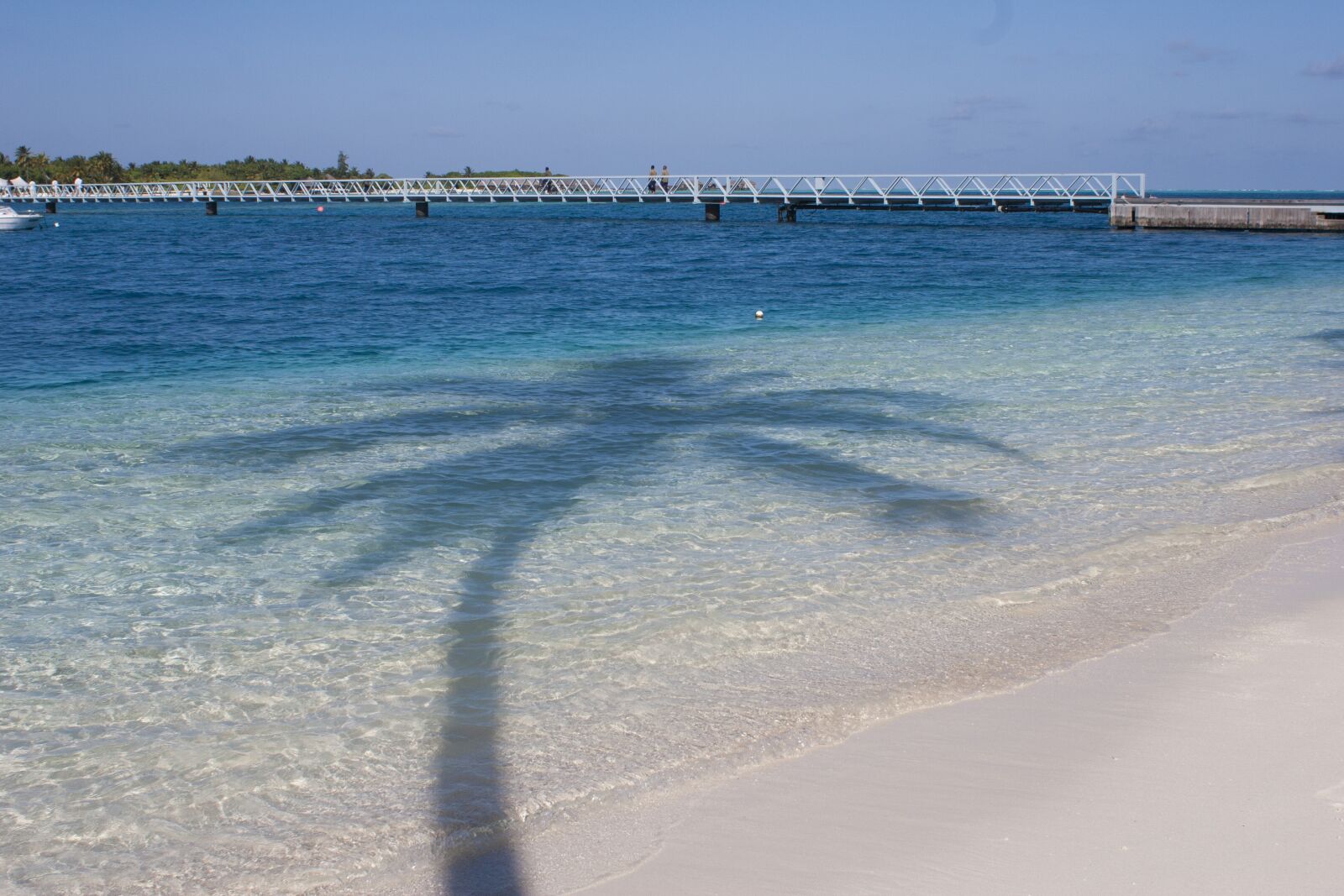 Canon EOS 20D sample photo. Maldives, beach, conrad photography