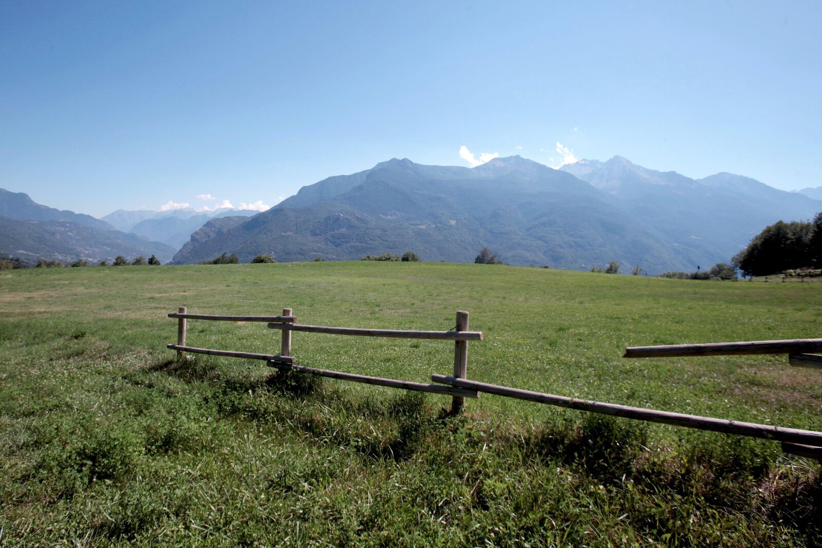 Canon EOS 5D Mark II sample photo. Green, mountain, sky photography