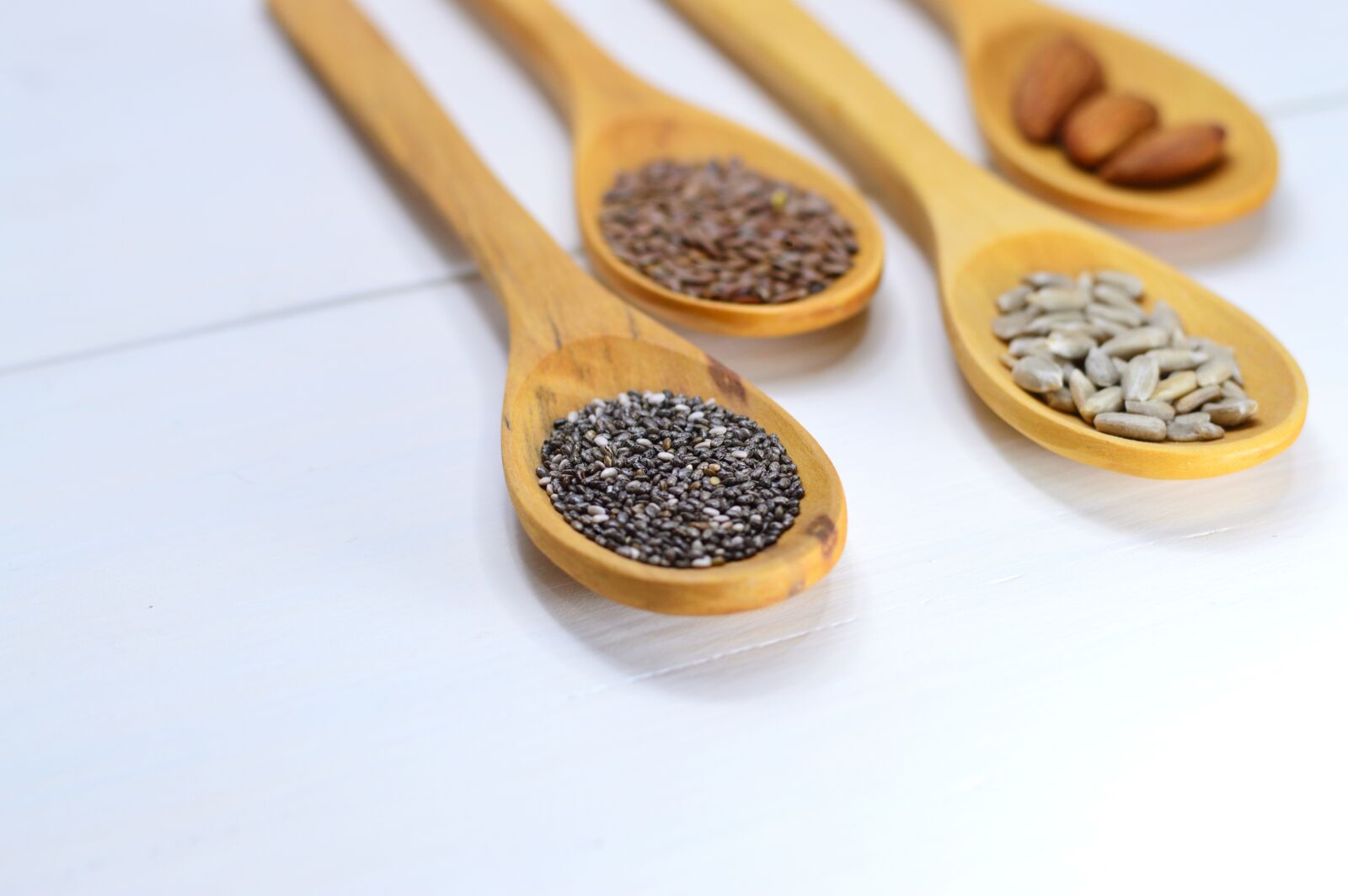 Nikon D3200 sample photo. Wood, food, spoon photography