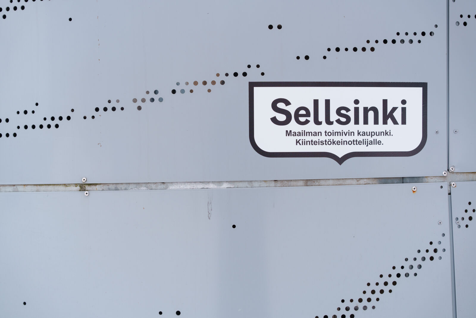 Sigma 50mm F1.4 DG DN Art sample photo. Sellsinki sign photography