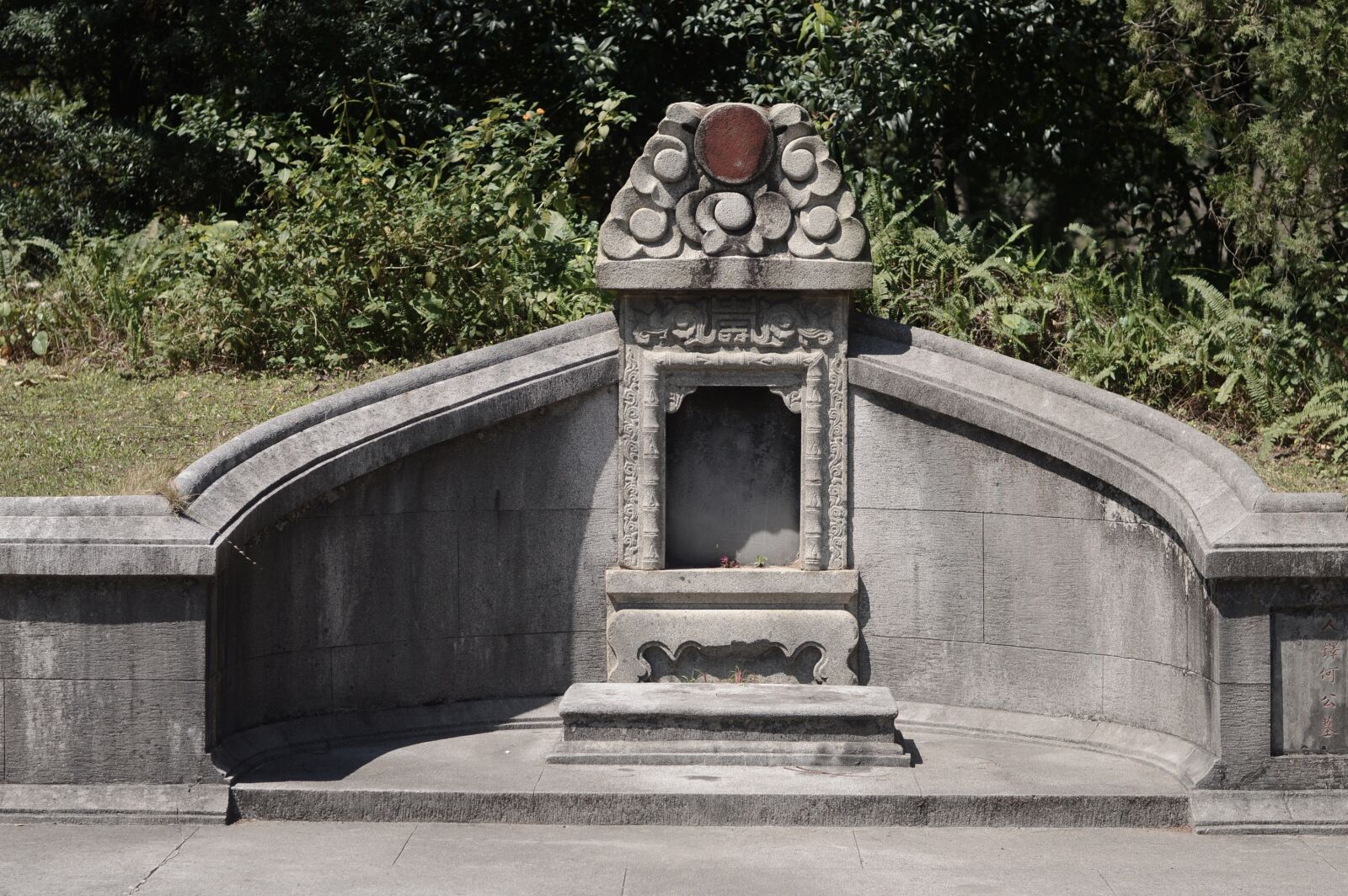 Nikon D3200 sample photo. The grave, worship, the photography