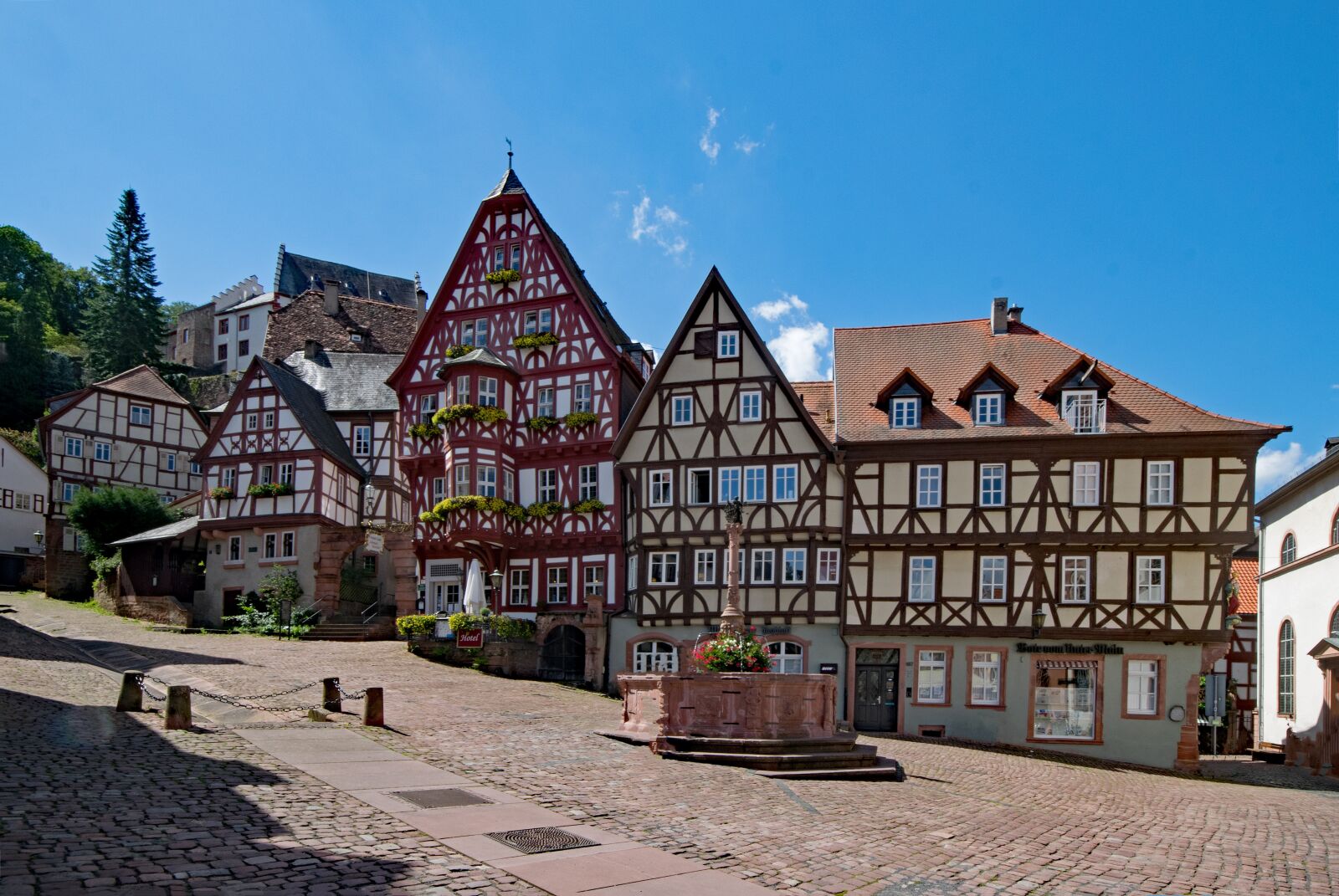 Nikon D5300 sample photo. Marketplace, miltenberg, odenwald photography