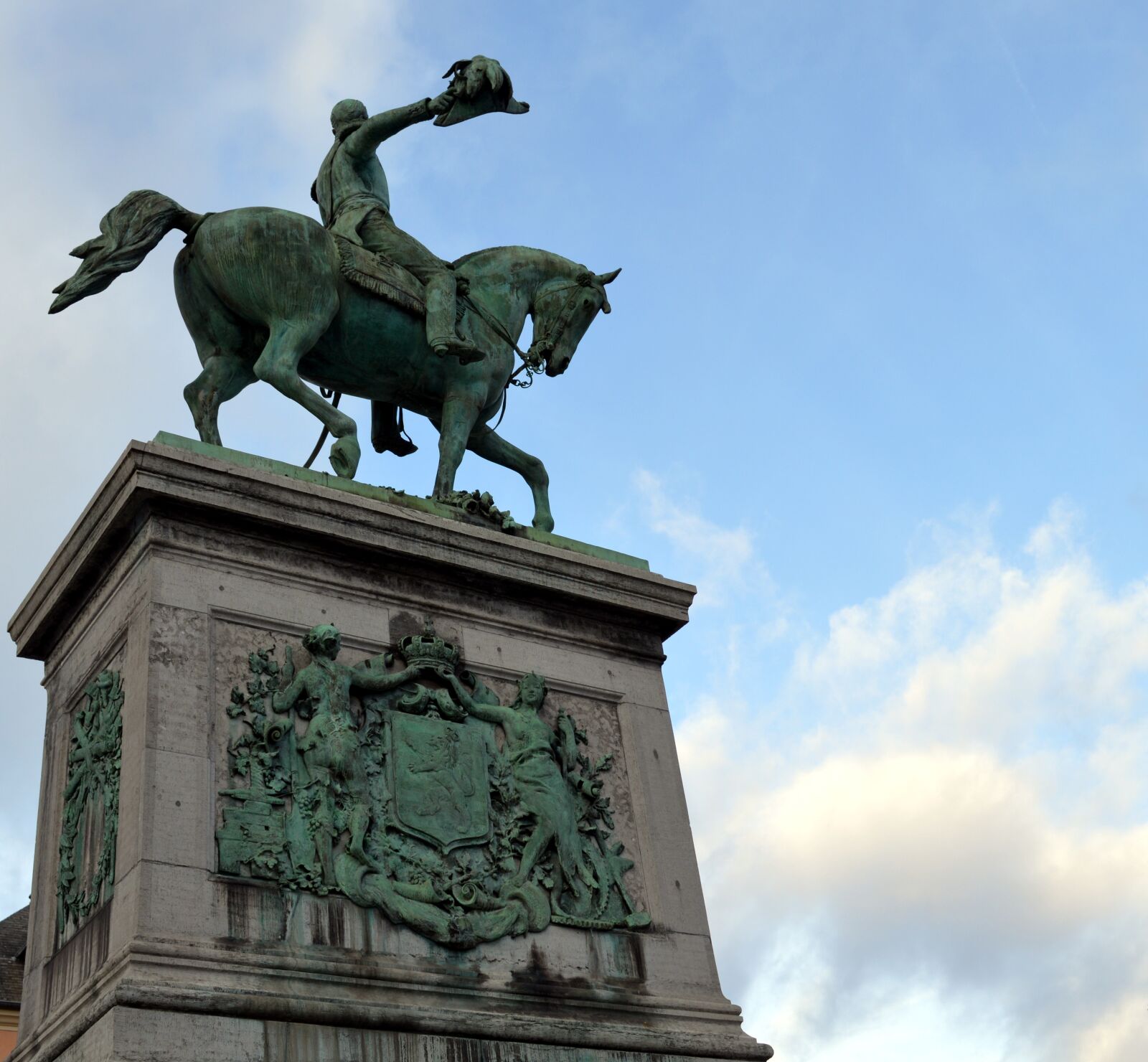 Nikon D3200 sample photo. Monument, statue, horse photography