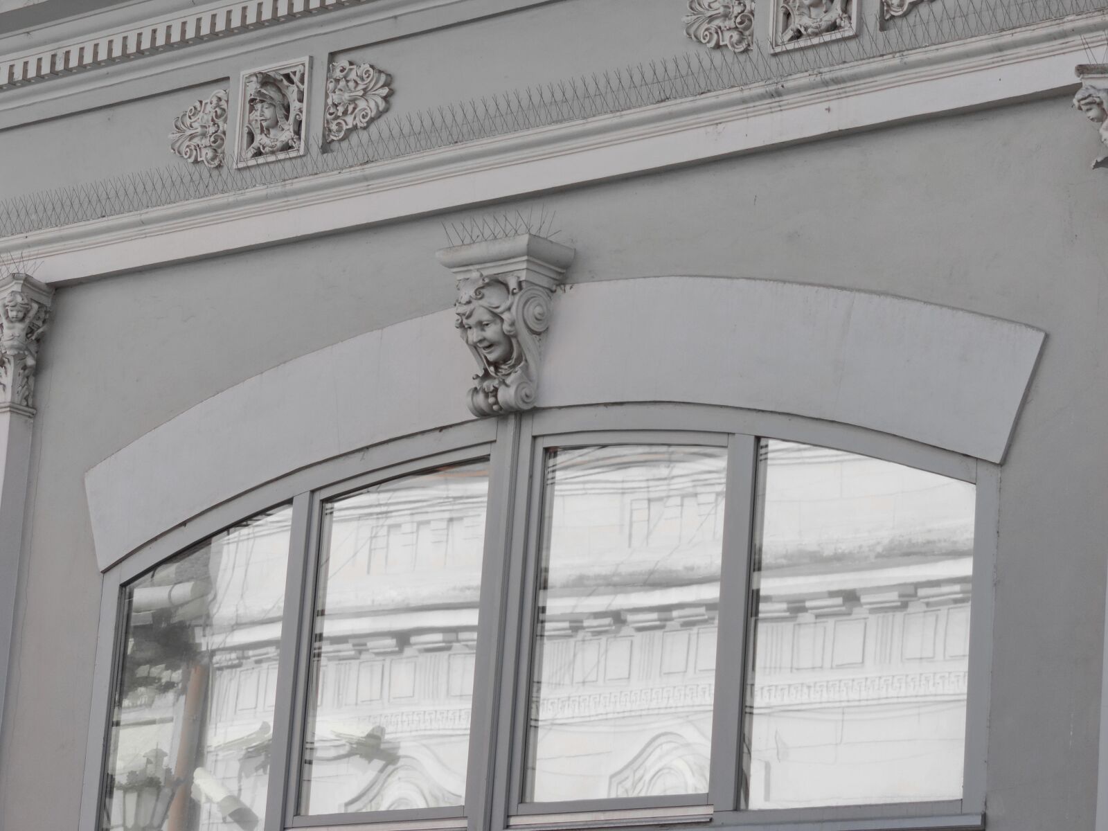 Nikon Coolpix P520 sample photo. Reflection, window, architecture, structure photography