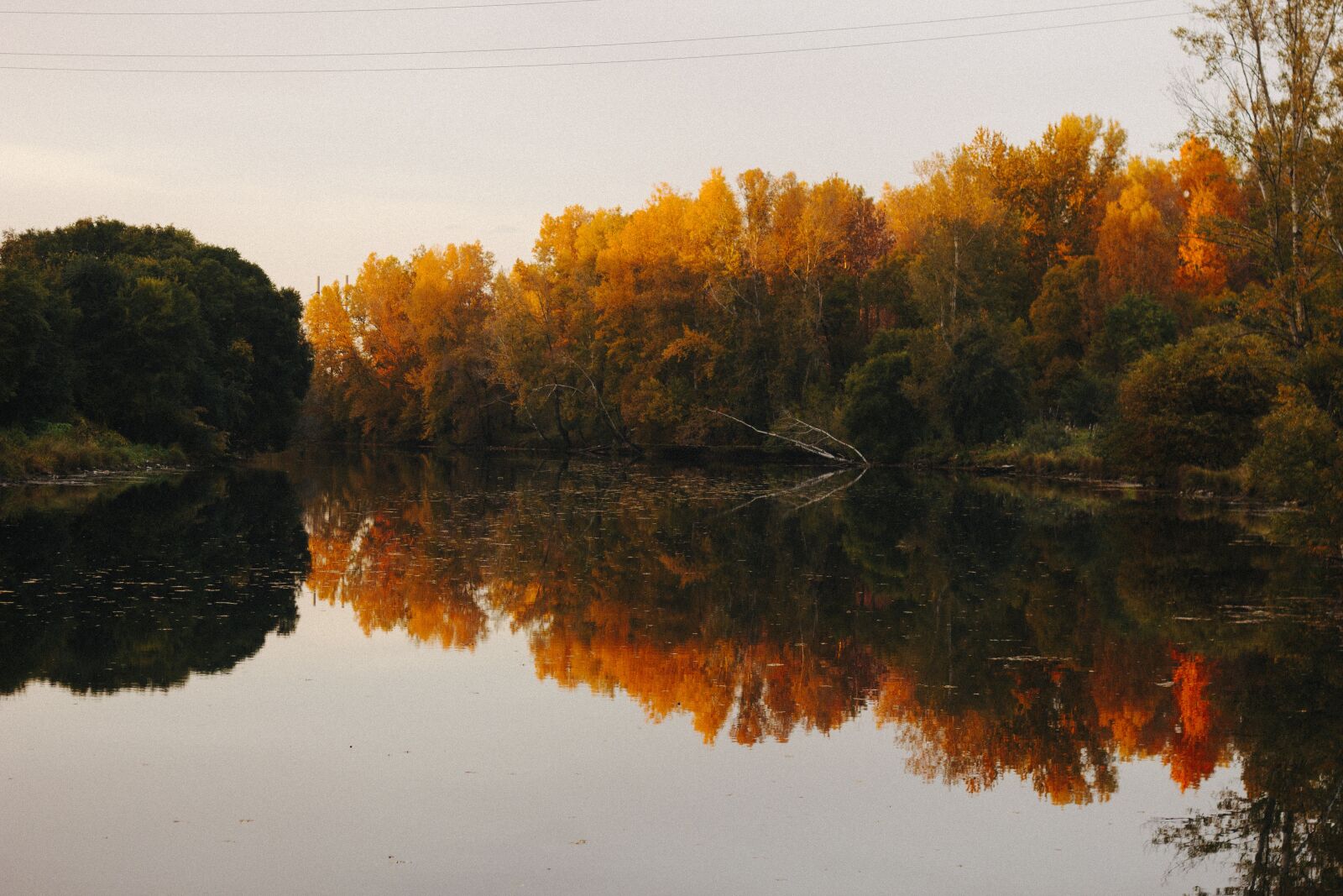 Canon EF 50mm F1.8 II sample photo. River, autumn, nature photography