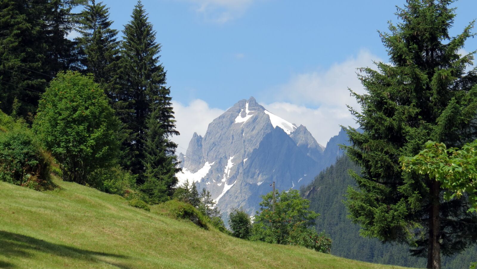 Canon PowerShot SX50 HS sample photo. Nature, mountains, forest photography