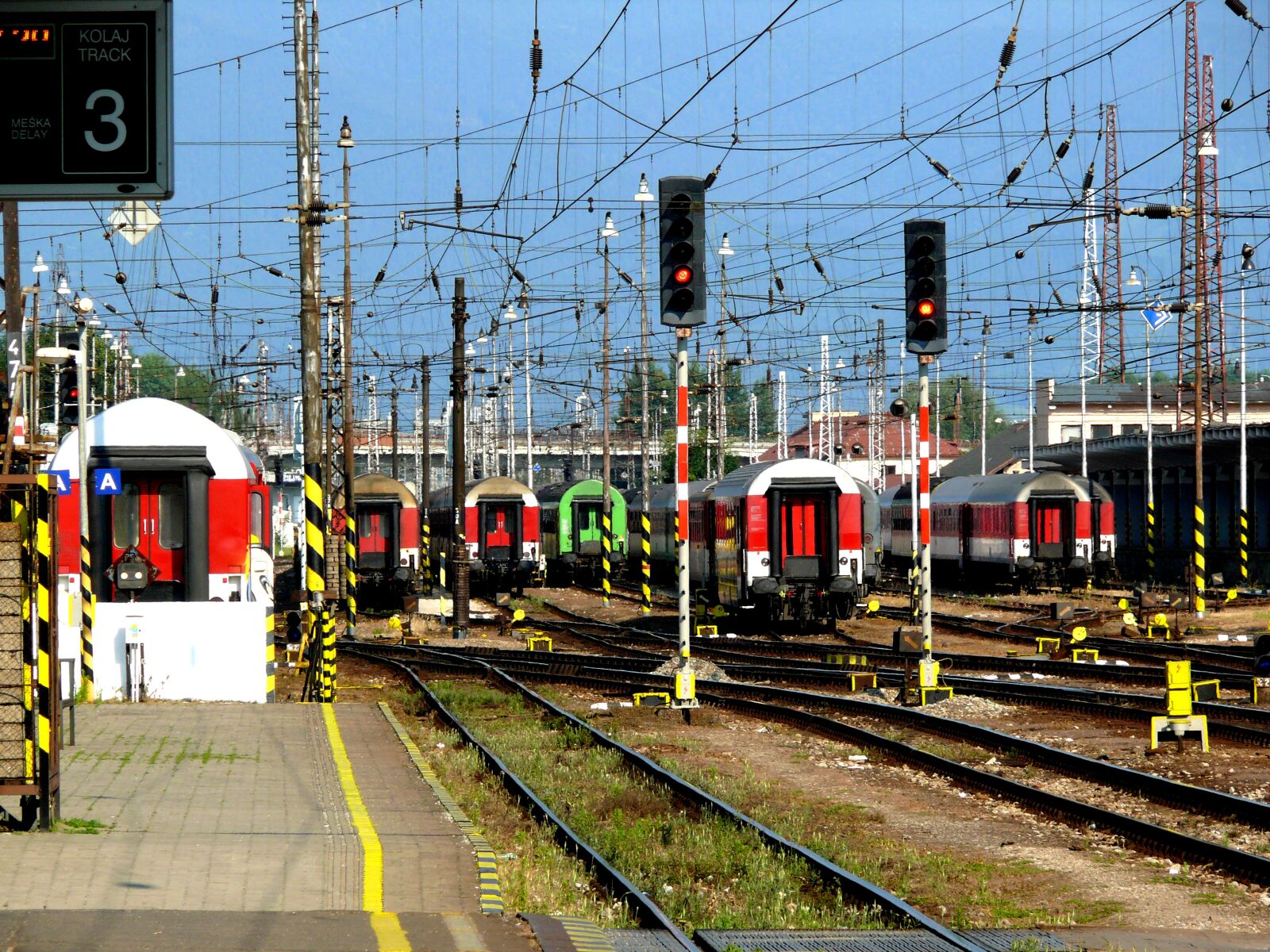 Panasonic DMC-FZ50 sample photo. Railway, railway wagons, traffic photography