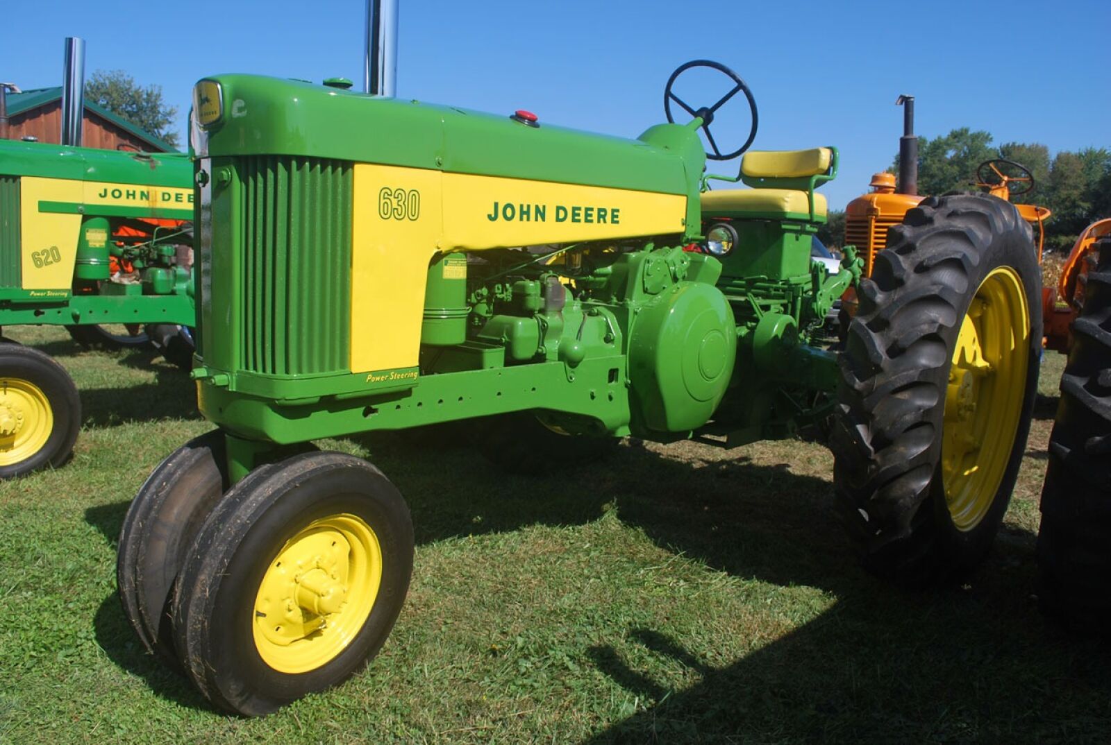 Nikon D60 sample photo. Tractor, farm, equipment photography