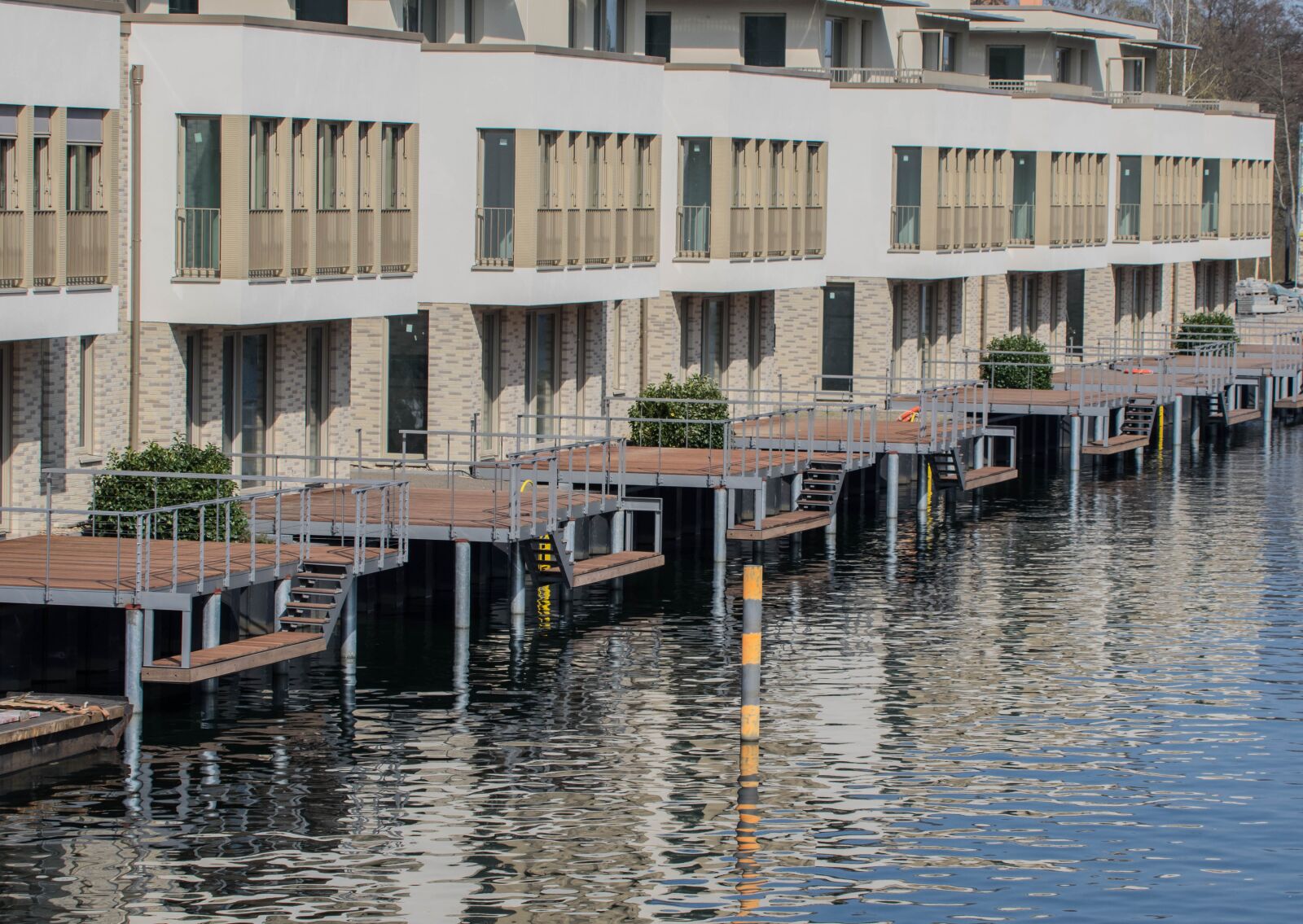 Pentax K-3 sample photo. Waters, architecture, house photography