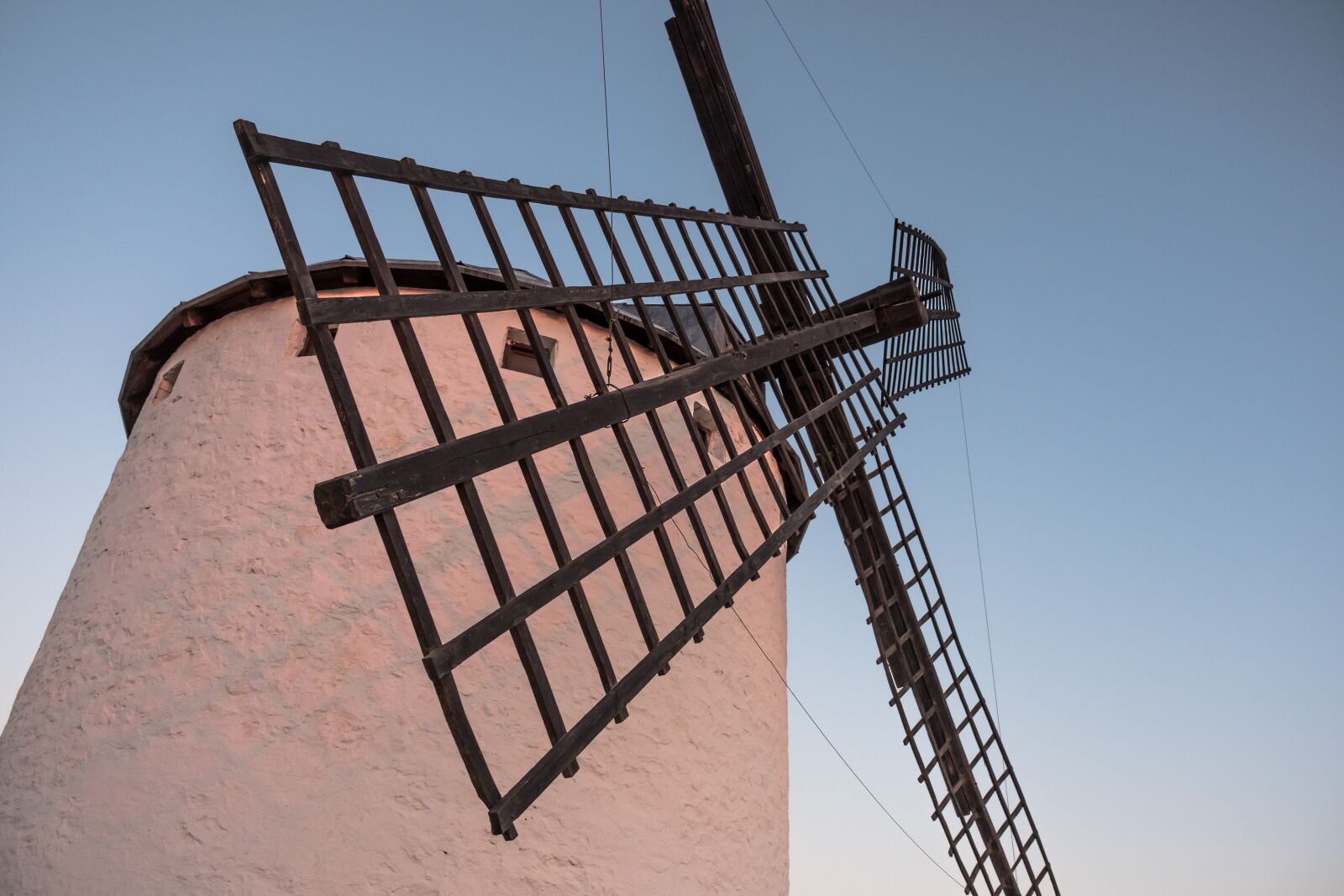 Fujifilm X-T2 sample photo. Sunset, mills, castilla photography
