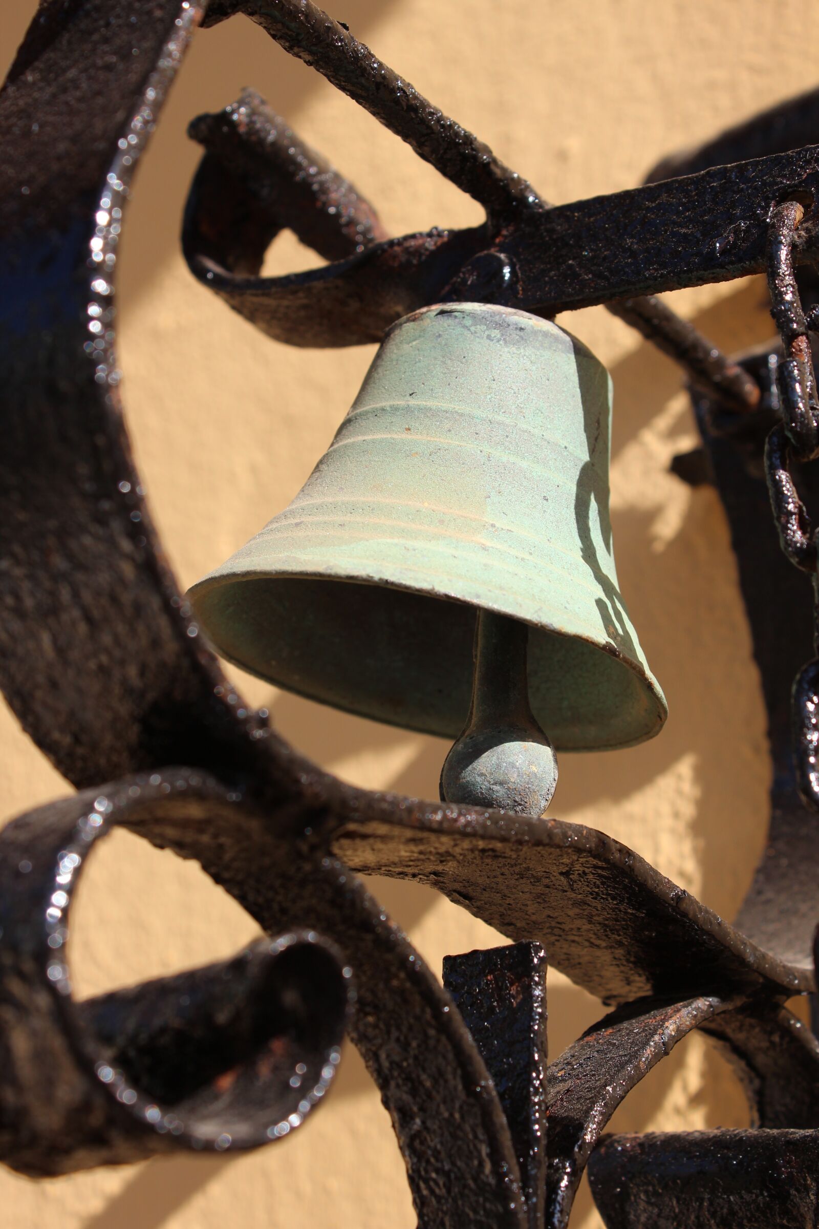 Canon EOS 600D (Rebel EOS T3i / EOS Kiss X5) sample photo. Bell, church, tower photography