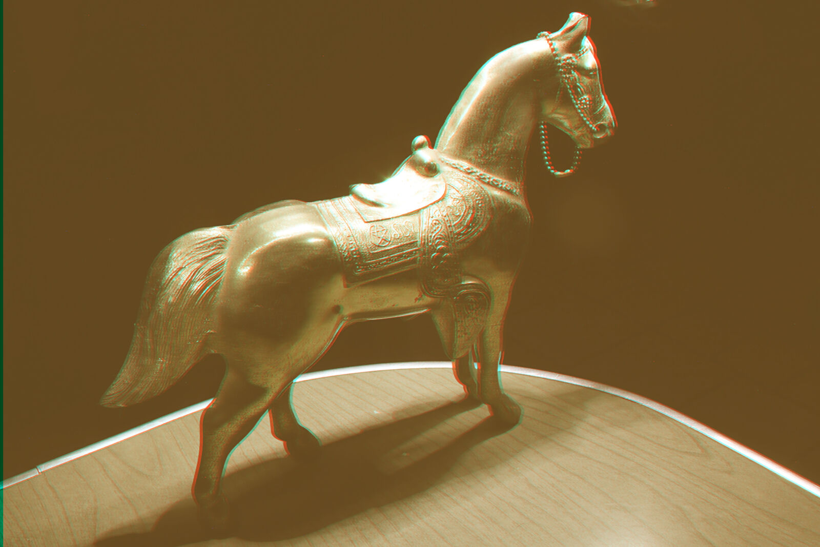 Canon EOS 550D (EOS Rebel T2i / EOS Kiss X4) sample photo. Horses, night photography
