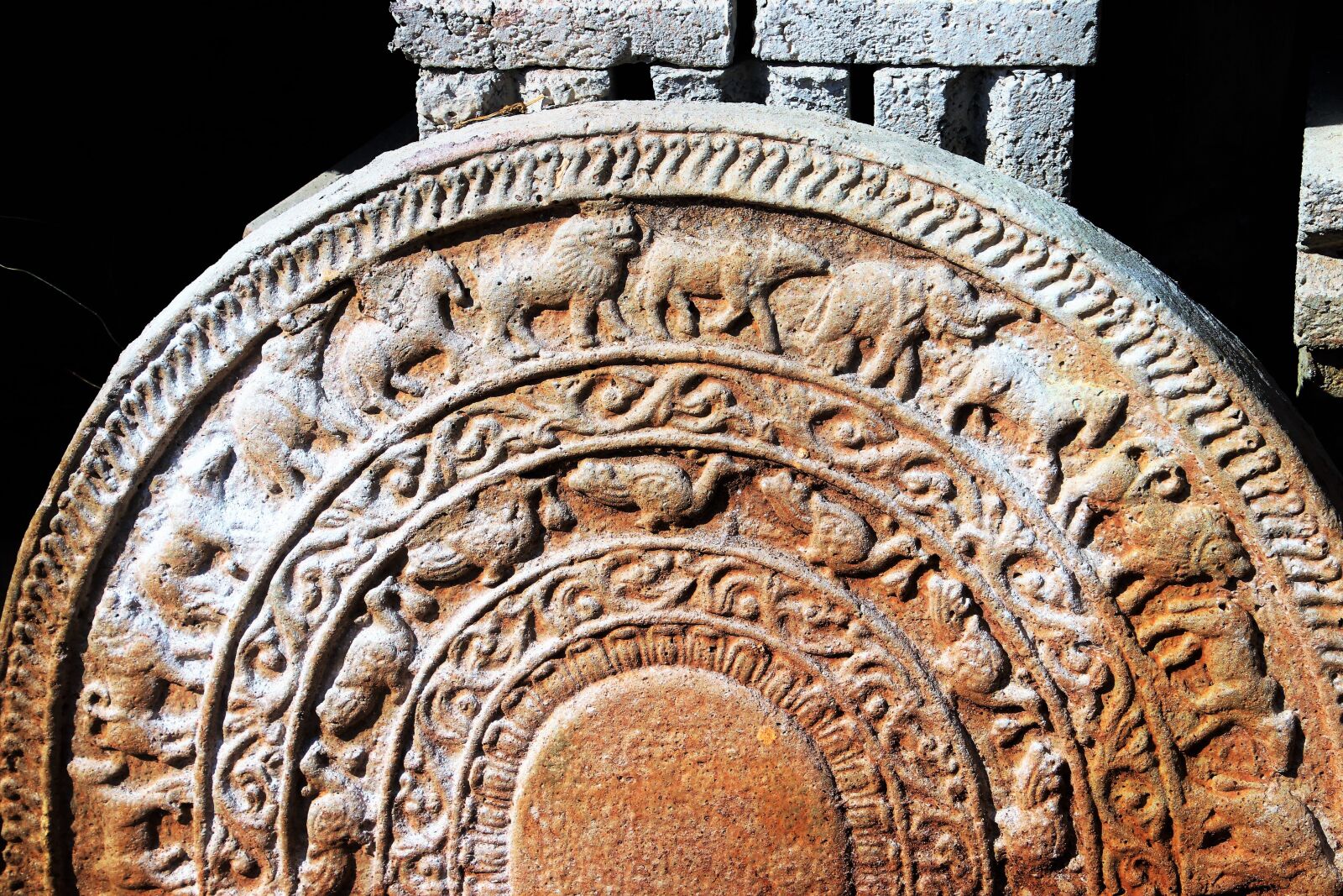 Canon EOS 80D sample photo. Ancient, stone, ornament photography
