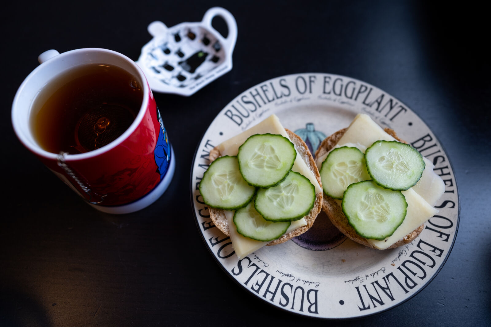 Fujifilm X-T4 sample photo. Lunch of champions photography