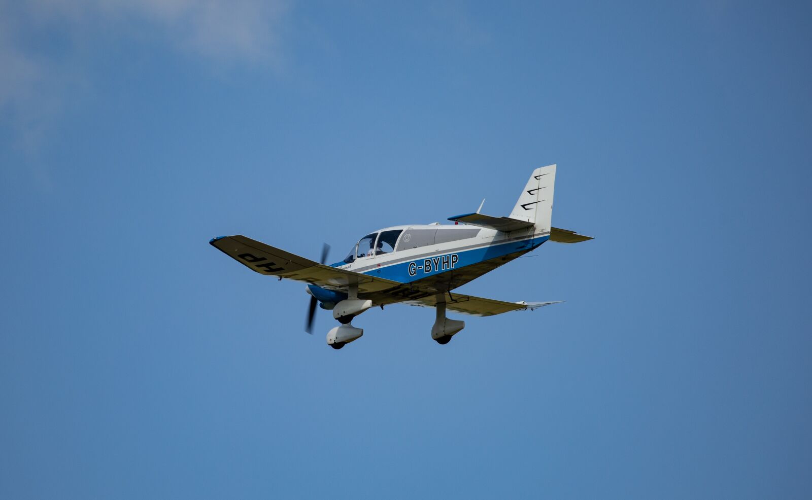 Canon EOS 5D Mark III sample photo. Small plane flying, small photography