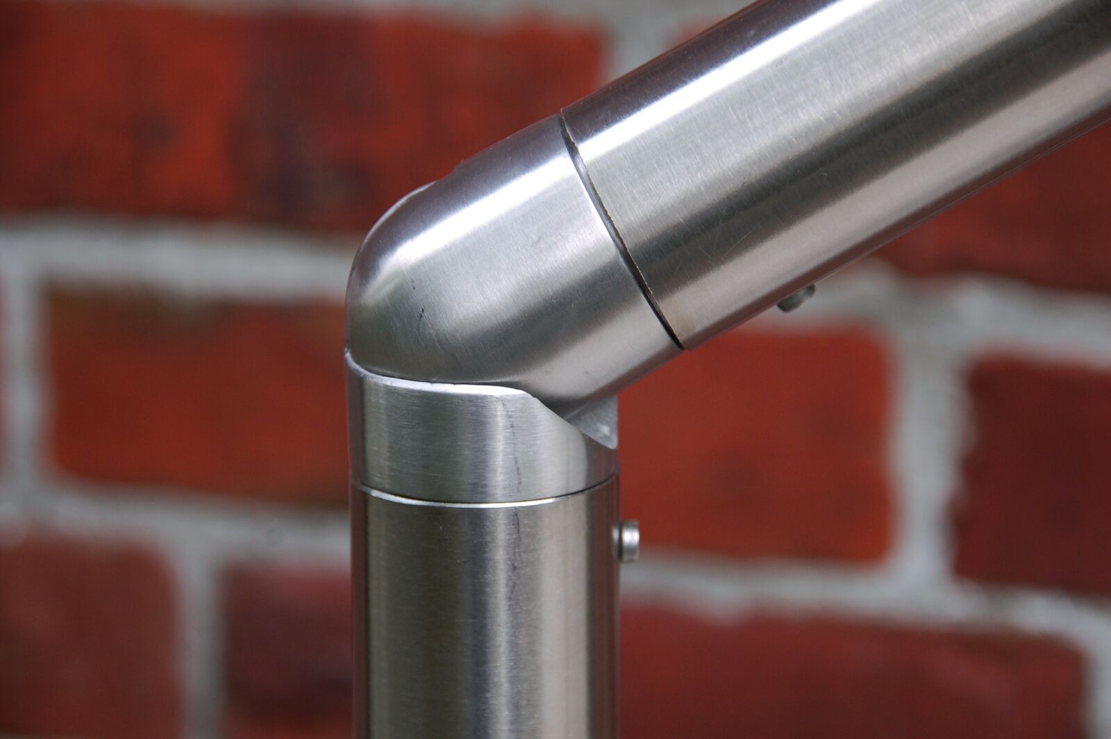 Kodak Picture Maker G3 sample photo. Railing, handrail, stairs photography