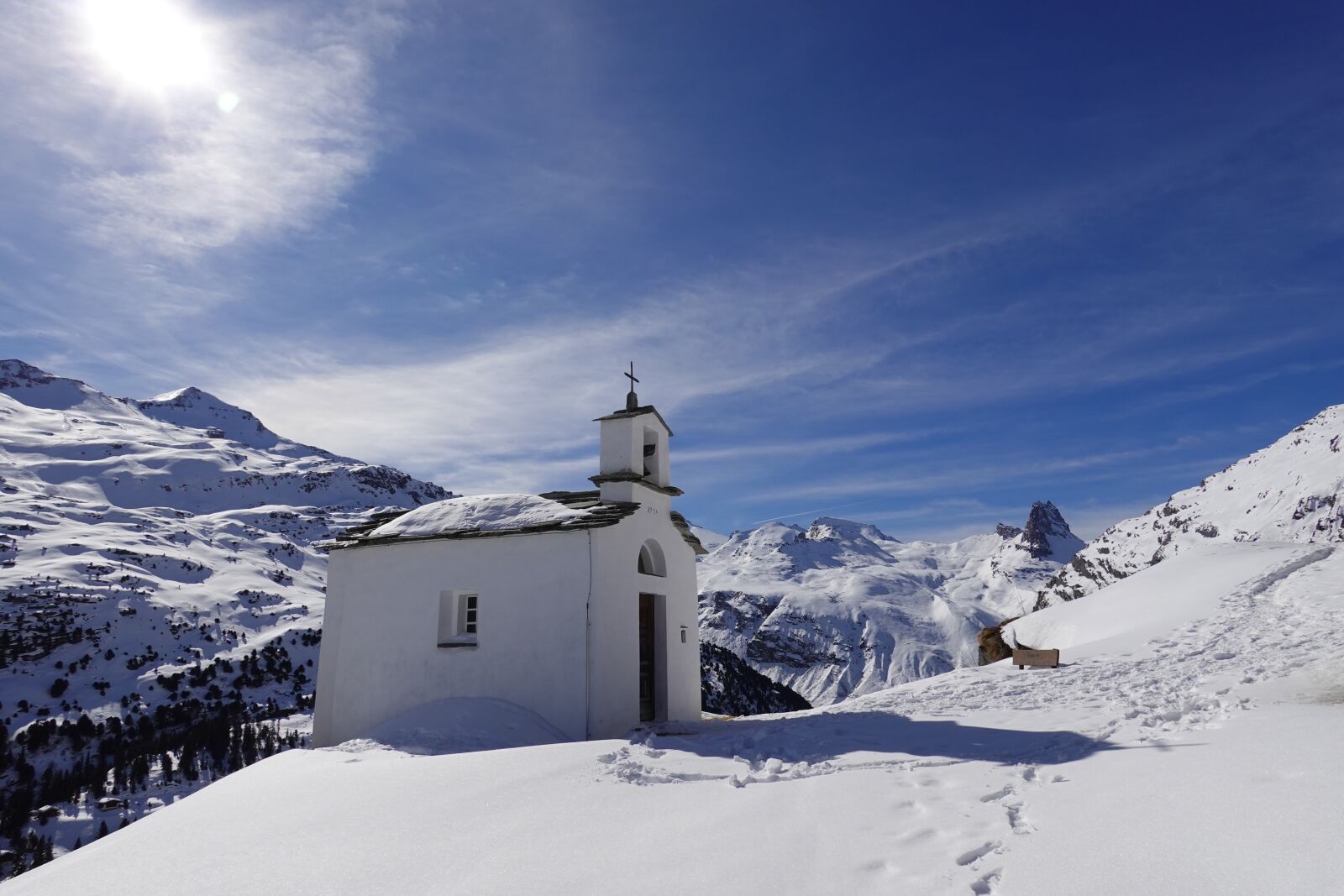 Sony DSC-RX100M7 sample photo. Chapel, snow, winter photography