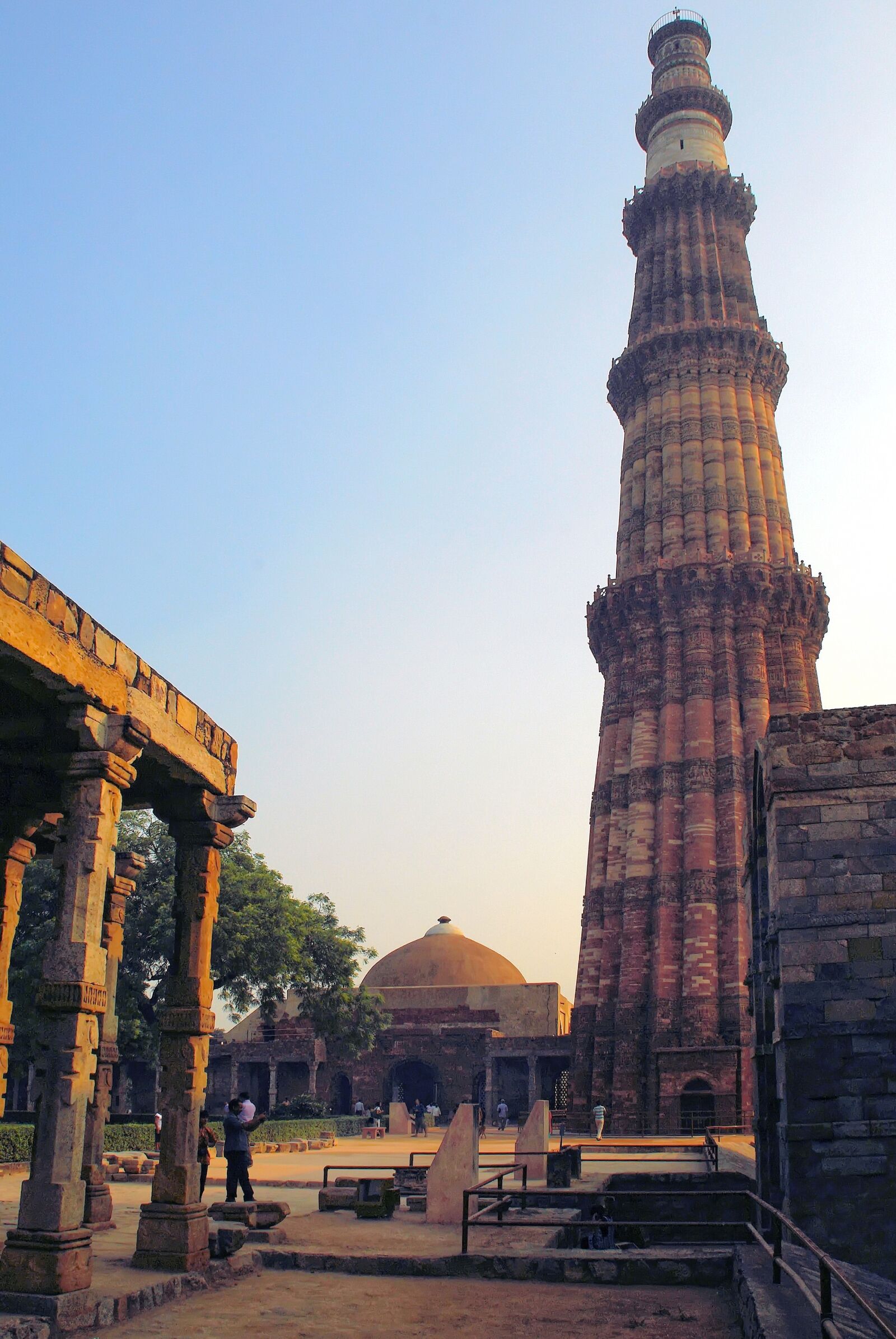 Pentax K200D sample photo. Delhi, mosque, great mughal photography