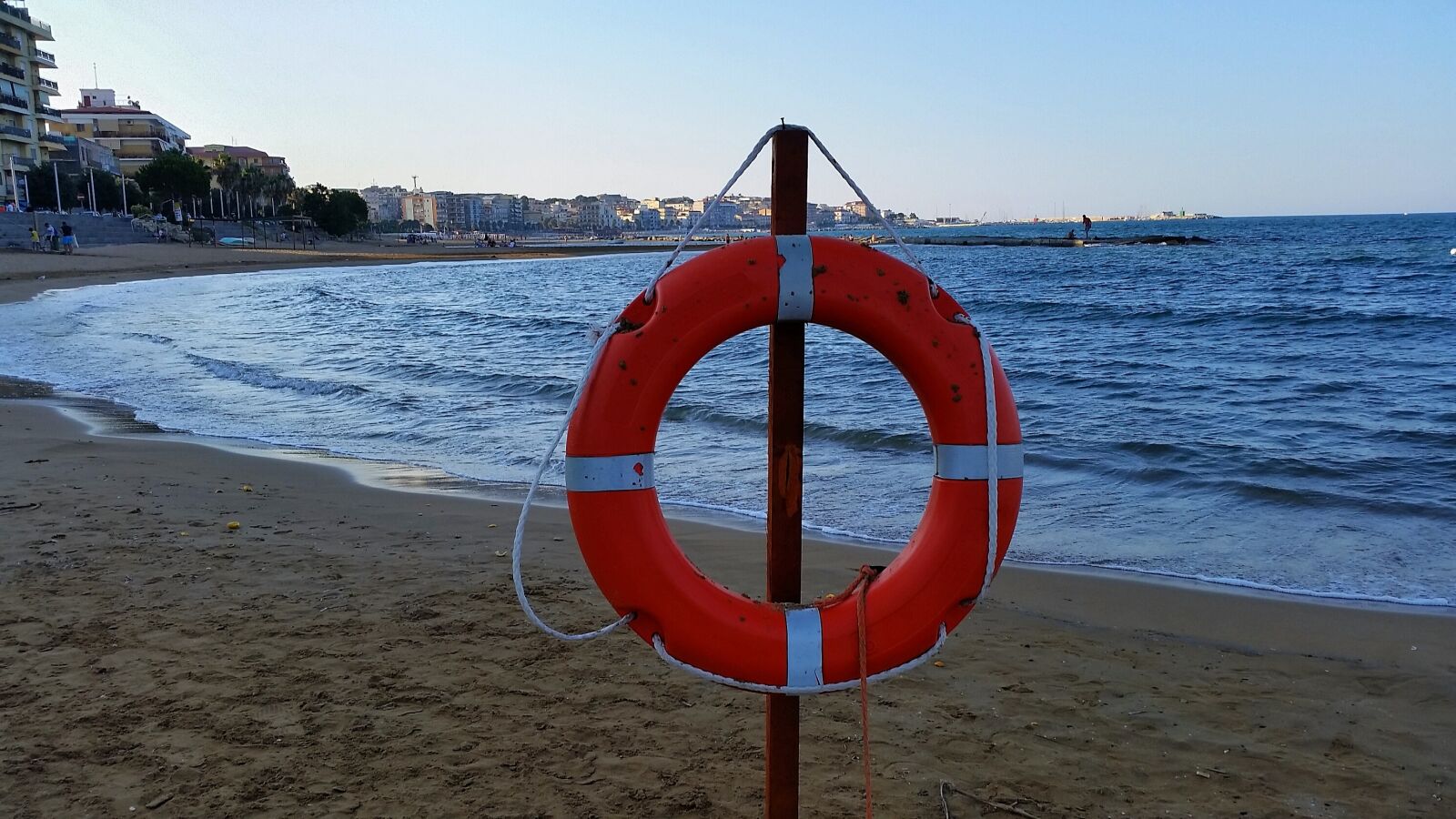 Samsung Galaxy S5 sample photo. Sea, crotone, rescue photography
