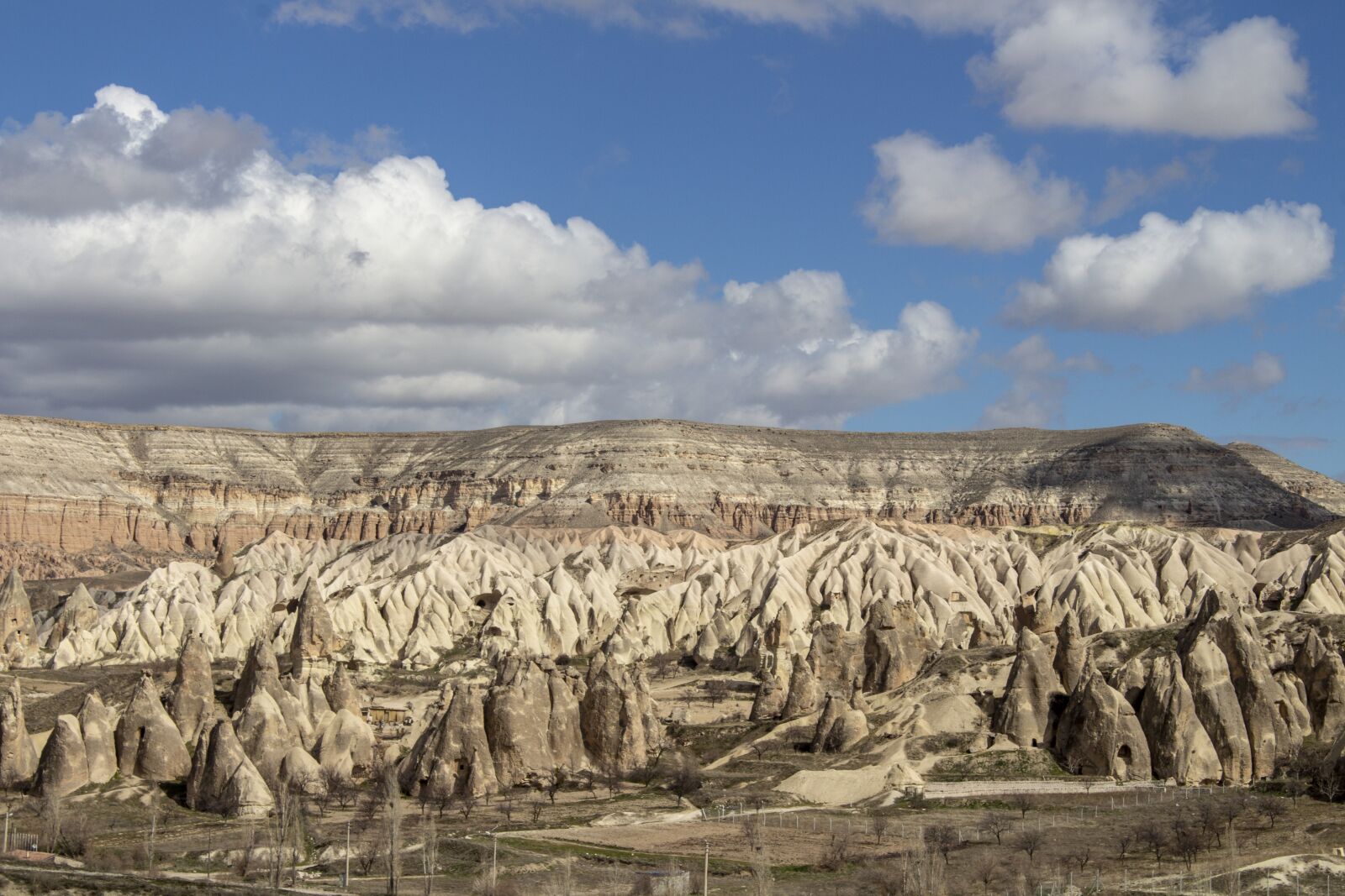 Canon EOS 700D (EOS Rebel T5i / EOS Kiss X7i) sample photo. Cappadocia, fairy chimneys, valley photography