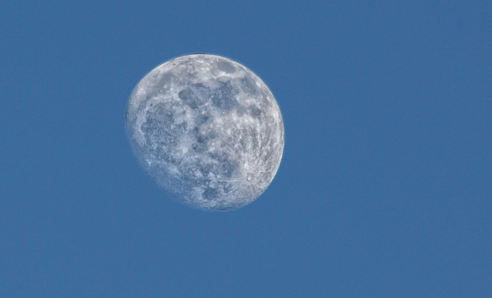 Canon EOS 450D (EOS Rebel XSi / EOS Kiss X2) sample photo. Moon, sky, astronomy photography