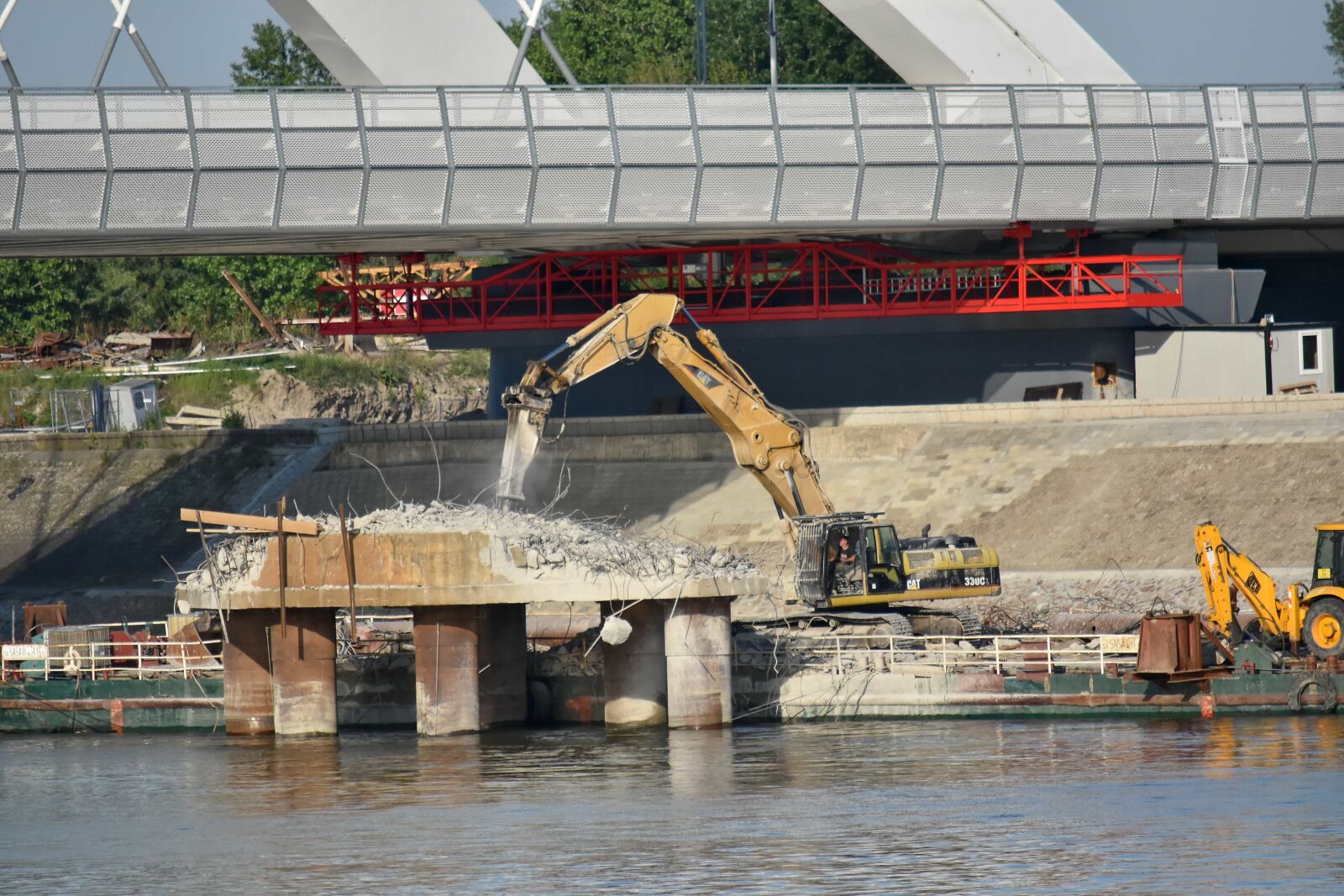 Nikon D5500 sample photo. Bridge, construction, machinery, industry photography