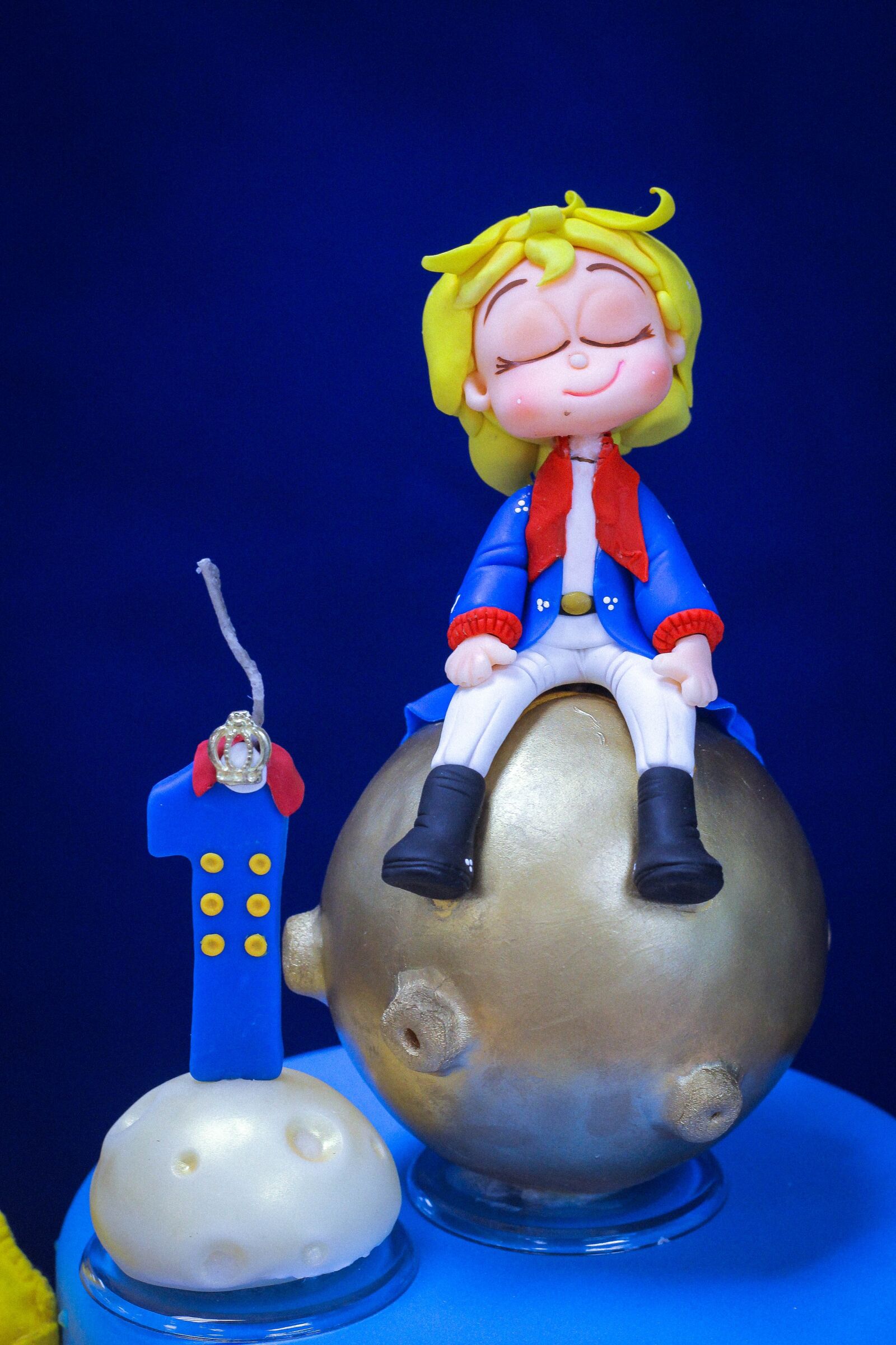 Canon EOS 1200D (EOS Rebel T5 / EOS Kiss X70 / EOS Hi) sample photo. The little prince, cake photography