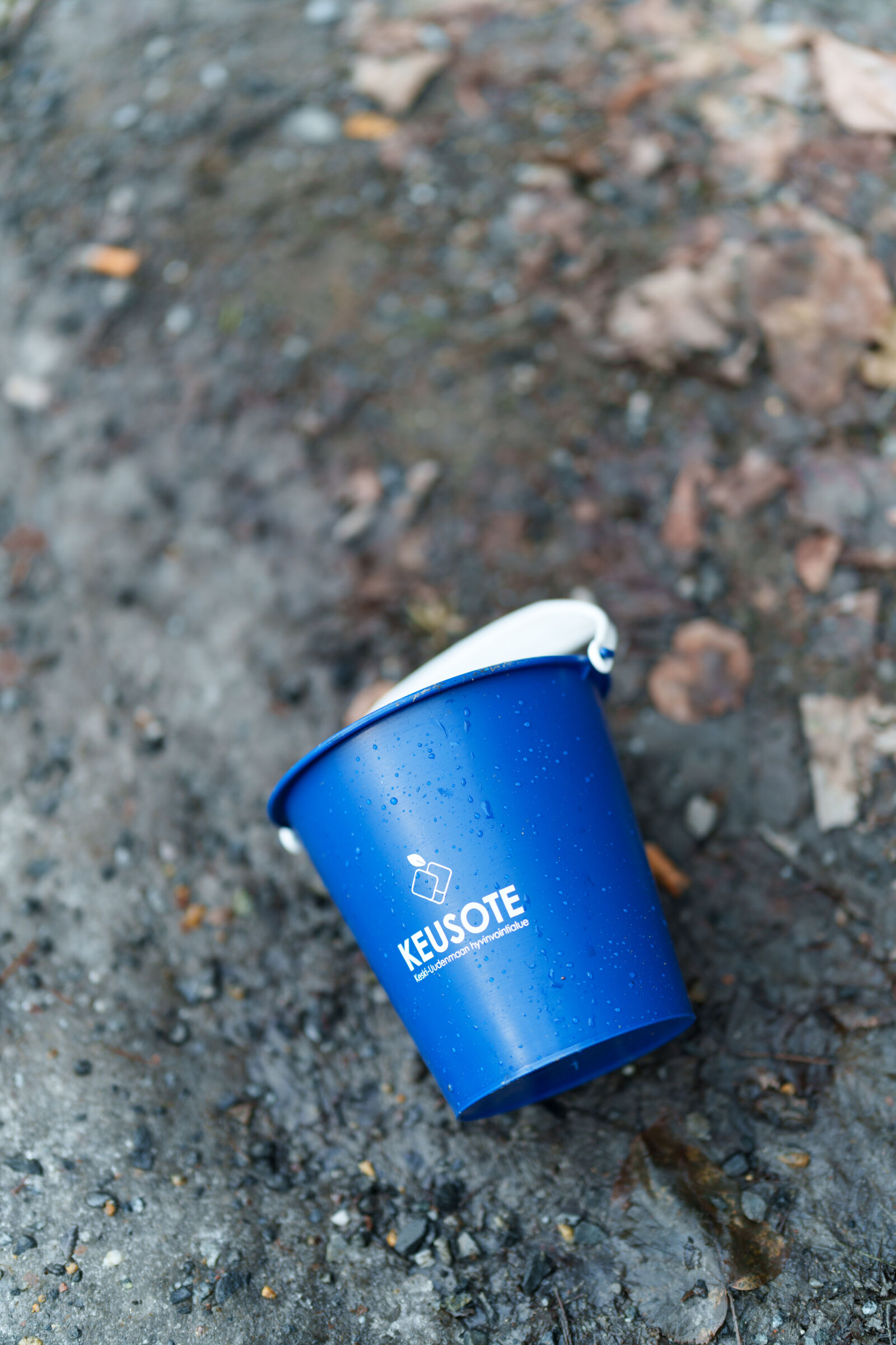 Sigma 50mm F1.2 DG DN | Art sample photo. Bucket street photography
