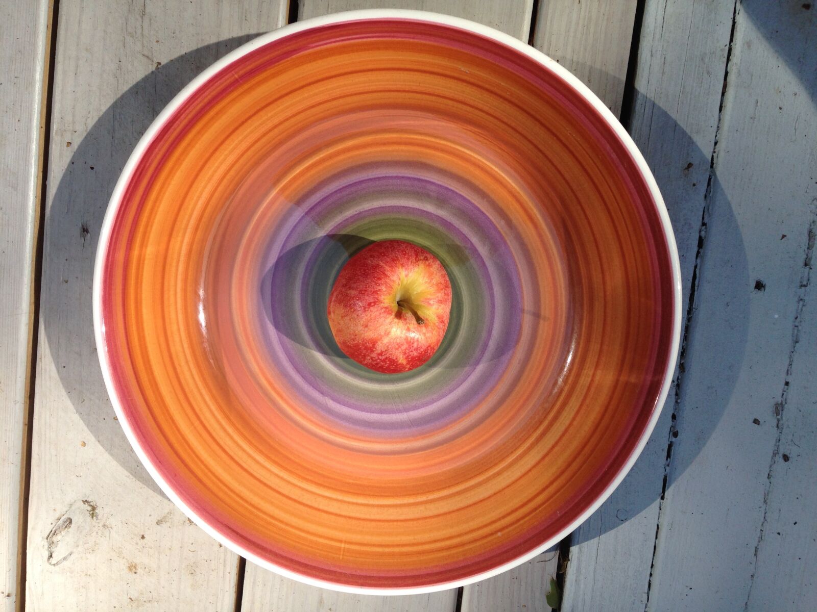iPhone 5c back camera 4.12mm f/2.4 sample photo. Bowl, apple, floor photography