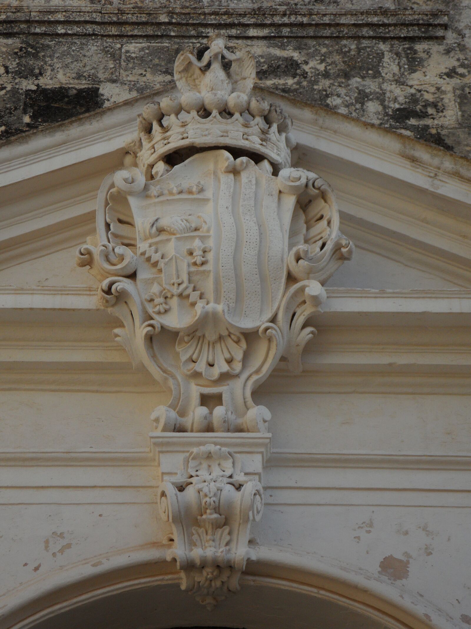 Samsung VLUU WB210, SAMSUNG WB210 sample photo. Coat of arms, input photography
