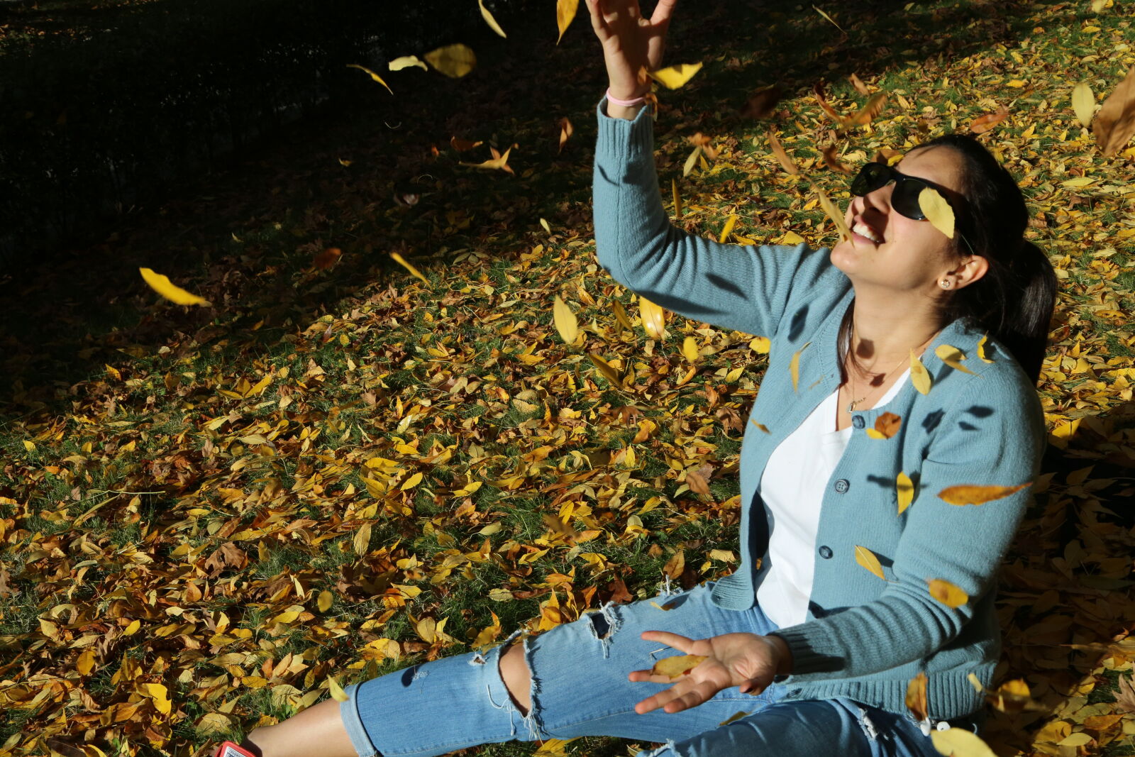 Canon EF 24-105mm F4L IS USM sample photo. Air, autumn, cardigan, eyes photography