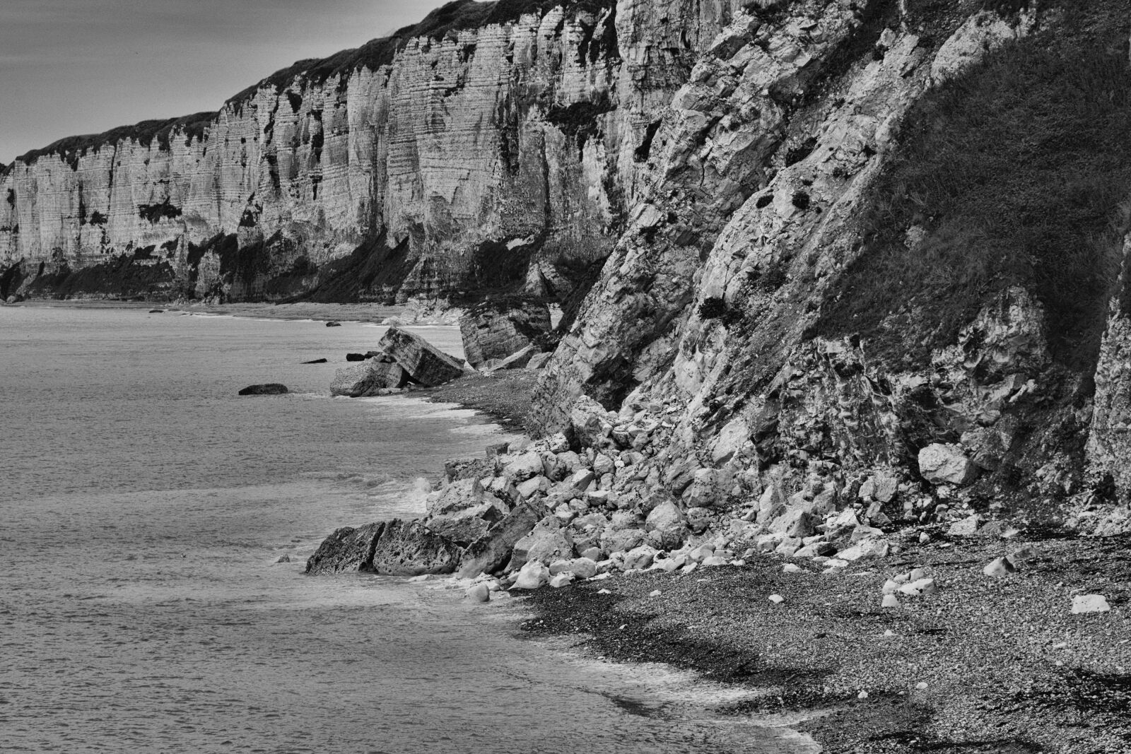 Nikon D7100 sample photo. Beach, pebble, normandy photography