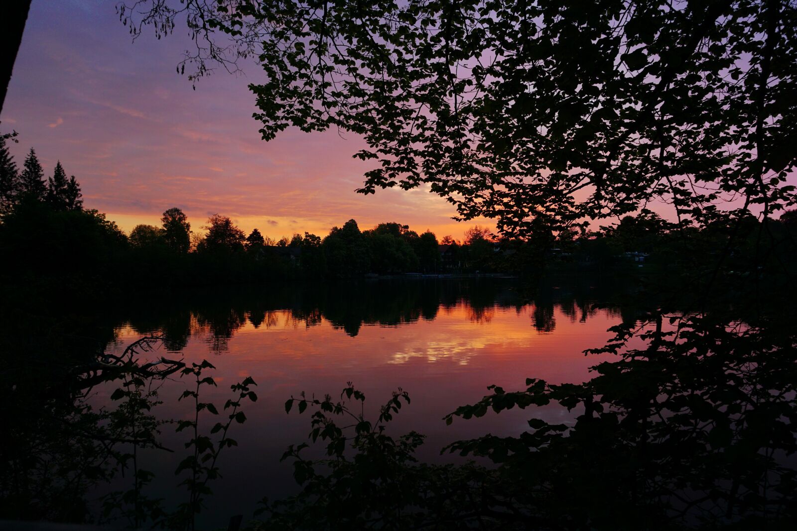 Sony a6000 sample photo. Sunrise, lake, landscape photography