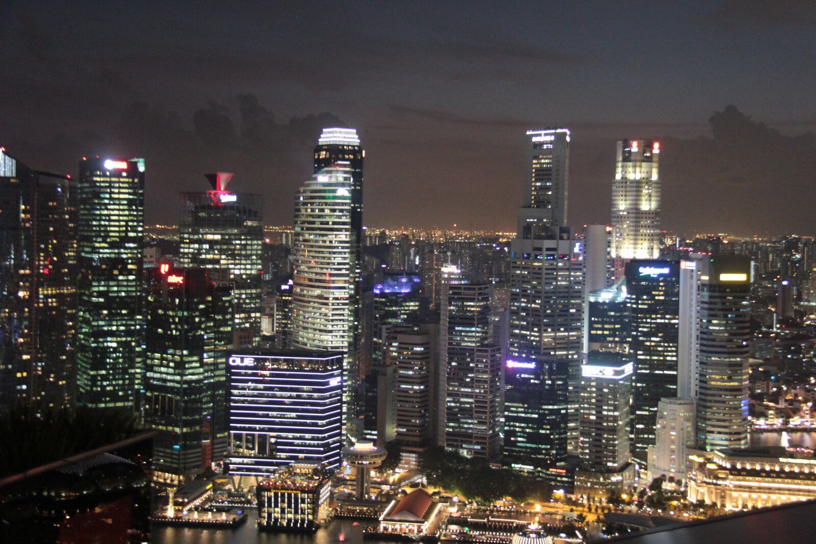 Canon EF-S 18-200mm F3.5-5.6 IS sample photo. Singapore, skyline photography