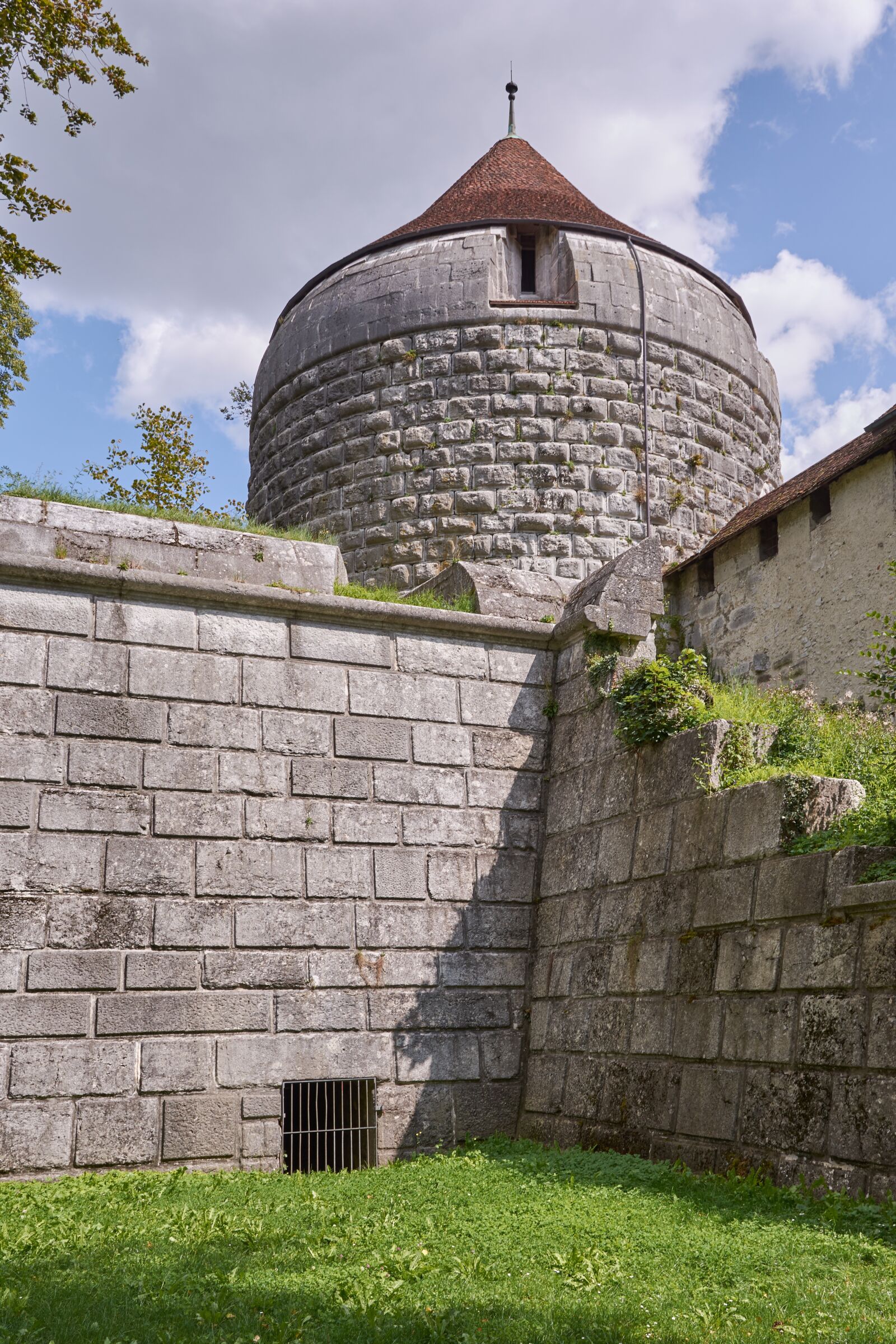 Nikon D7200 sample photo. City wall, tower, weir photography