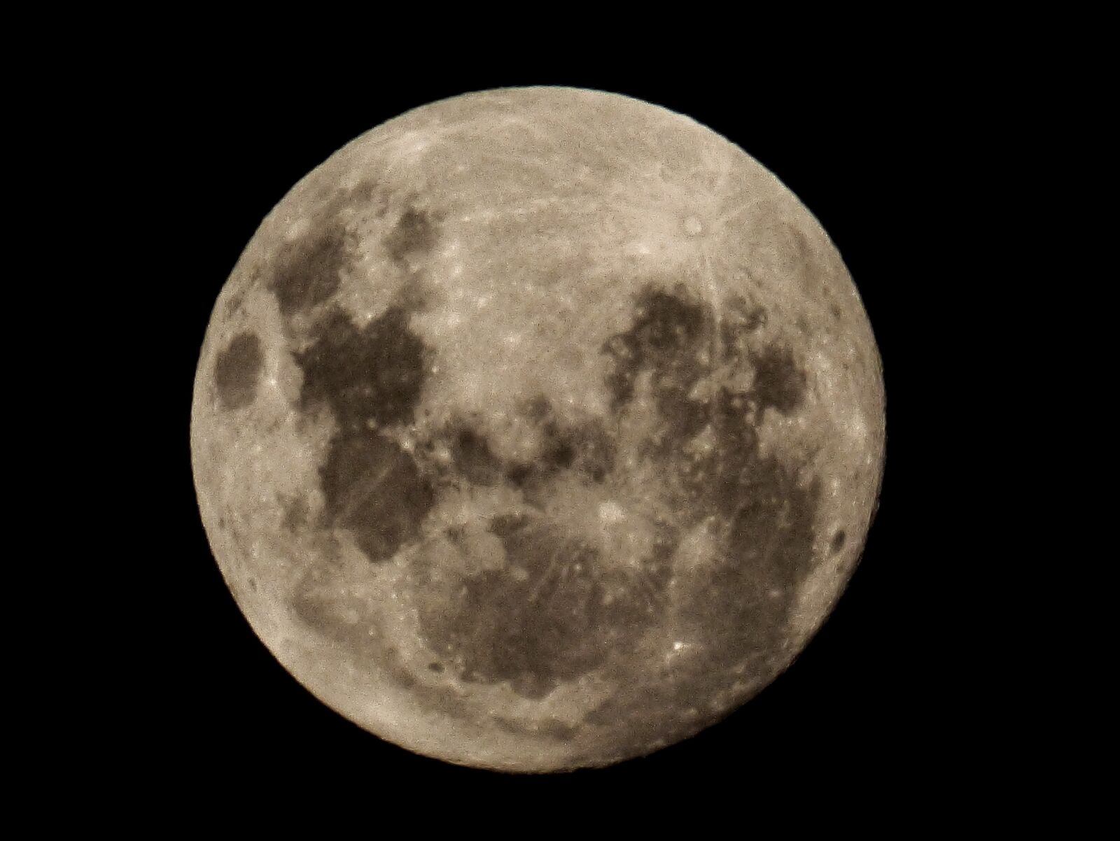 Panasonic Lumix DMC-FZ70 sample photo. Moon, night photography