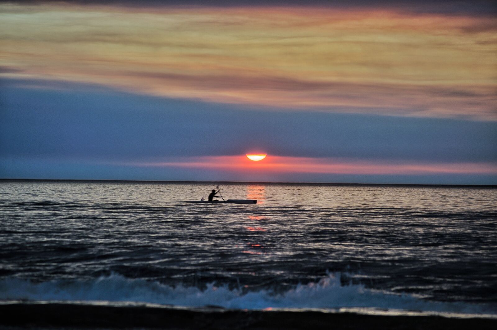 Nikon D90 sample photo. Sunset, paddling, ocean photography